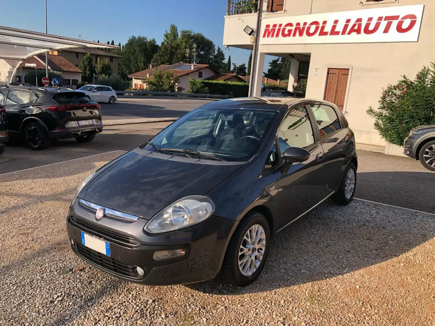 Fiat Grande Punto 1.3 MJT 95 CV 5 porte OK NEOPATENTATI Grigio - 1