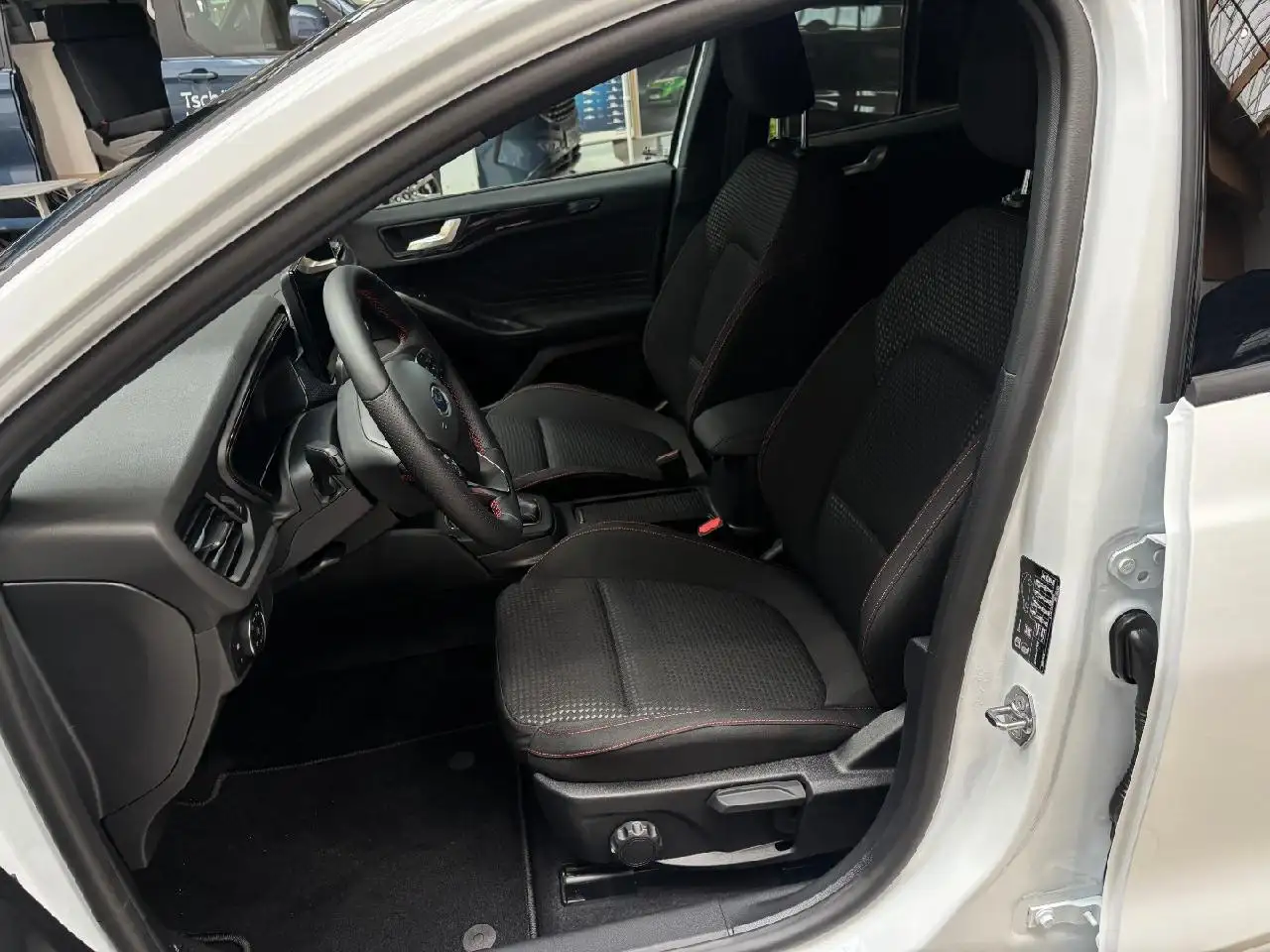 Ford Focus ST-Line 9