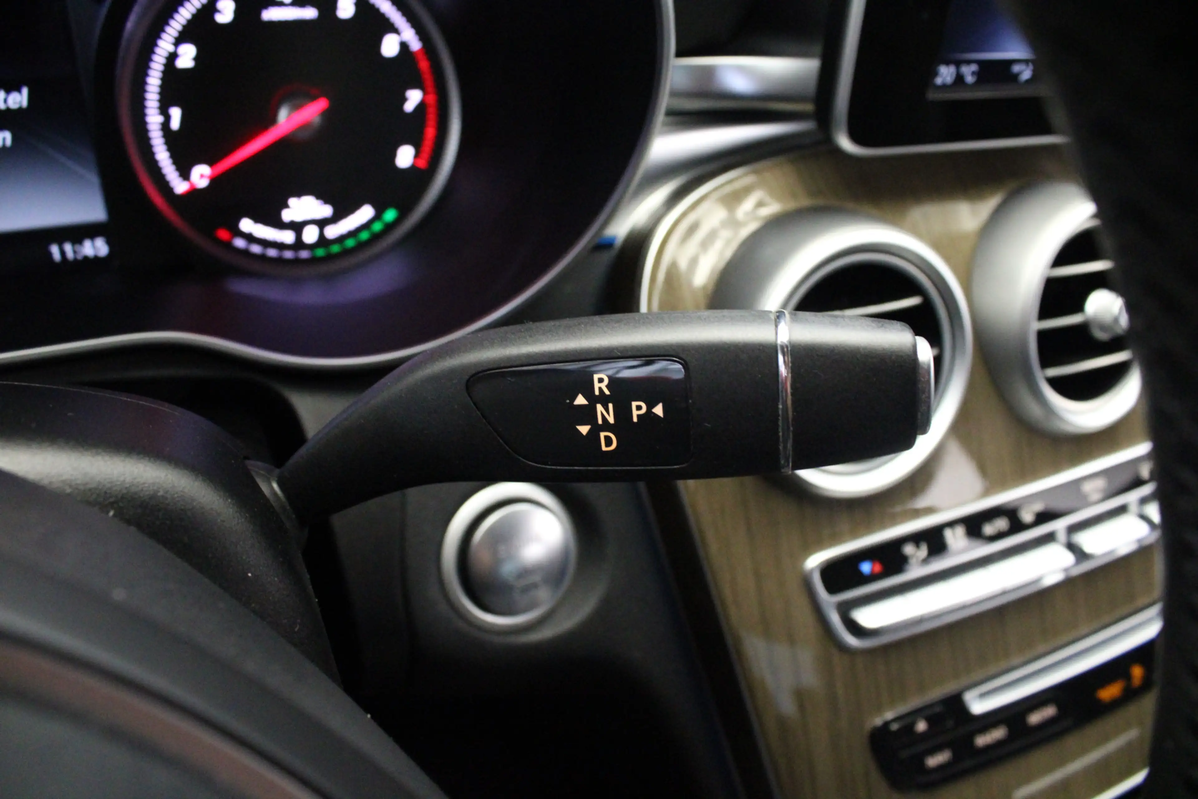 Mercedes-Benz C 350 e Lease Edition MOTOR TIKT! — photo 13