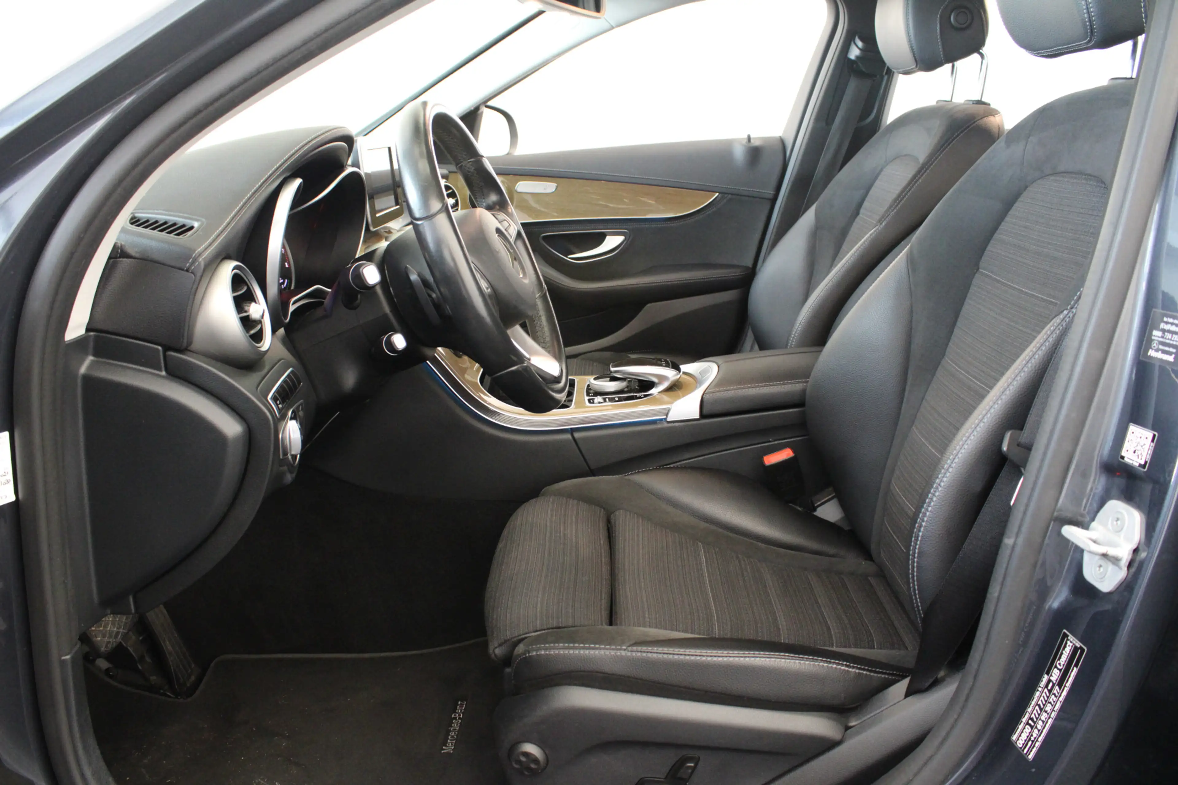 Mercedes-Benz C 350 e Lease Edition MOTOR TIKT! — photo 8