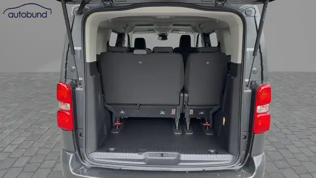 Citroen Spacetourer view 11