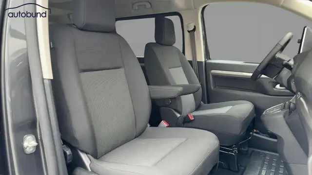Citroen Spacetourer view 6