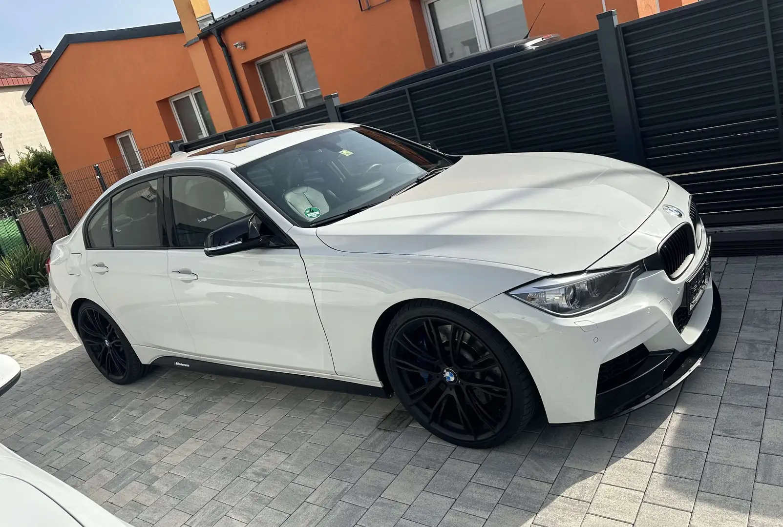 BMW 335 335i Aut. - 1