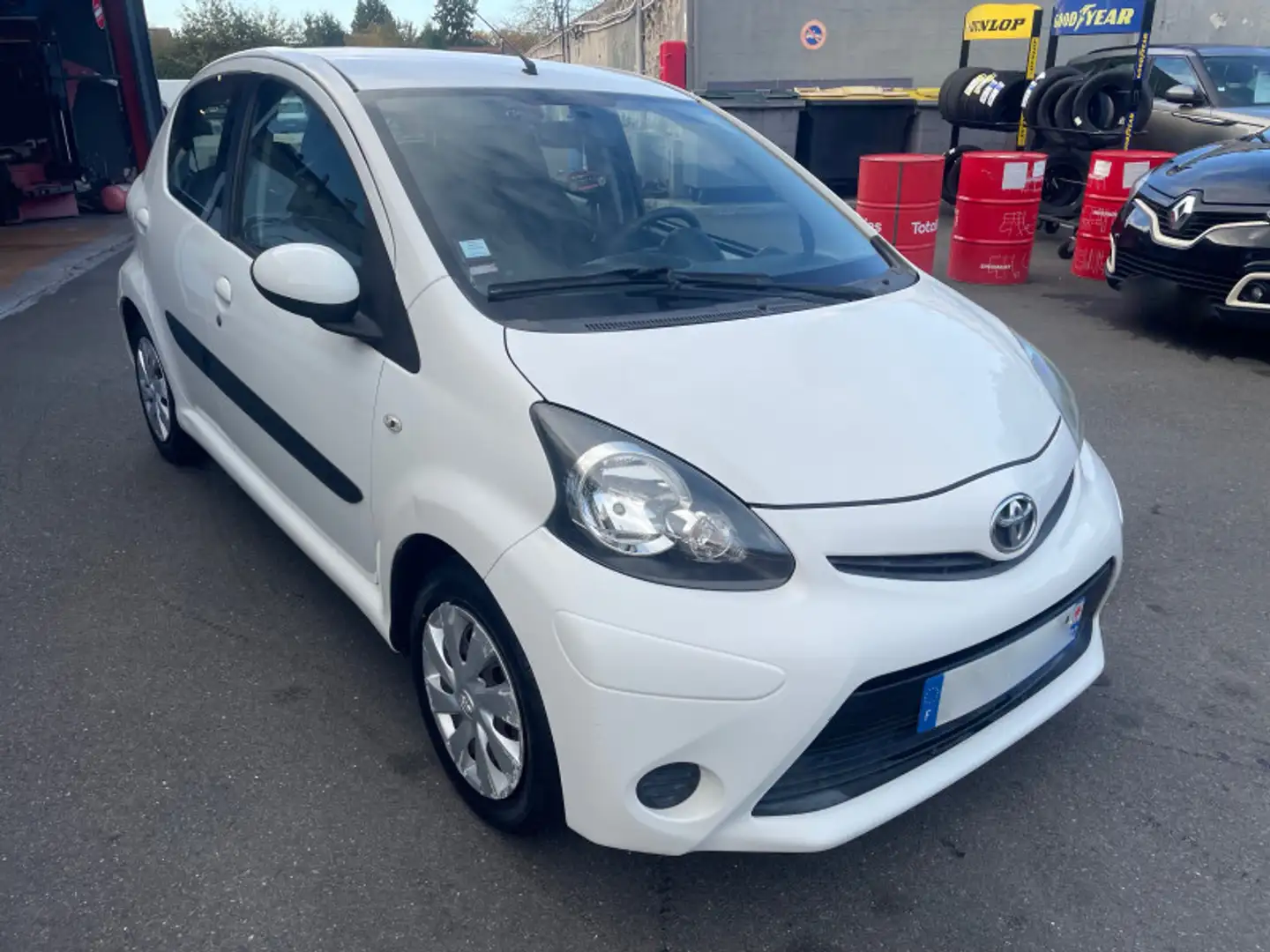 Toyota Dyna 1.0 VVT-I 68CH DYNAMIC MMT 5P BOITE AUTOMATIQUE FAIBLE KM Alb - 2