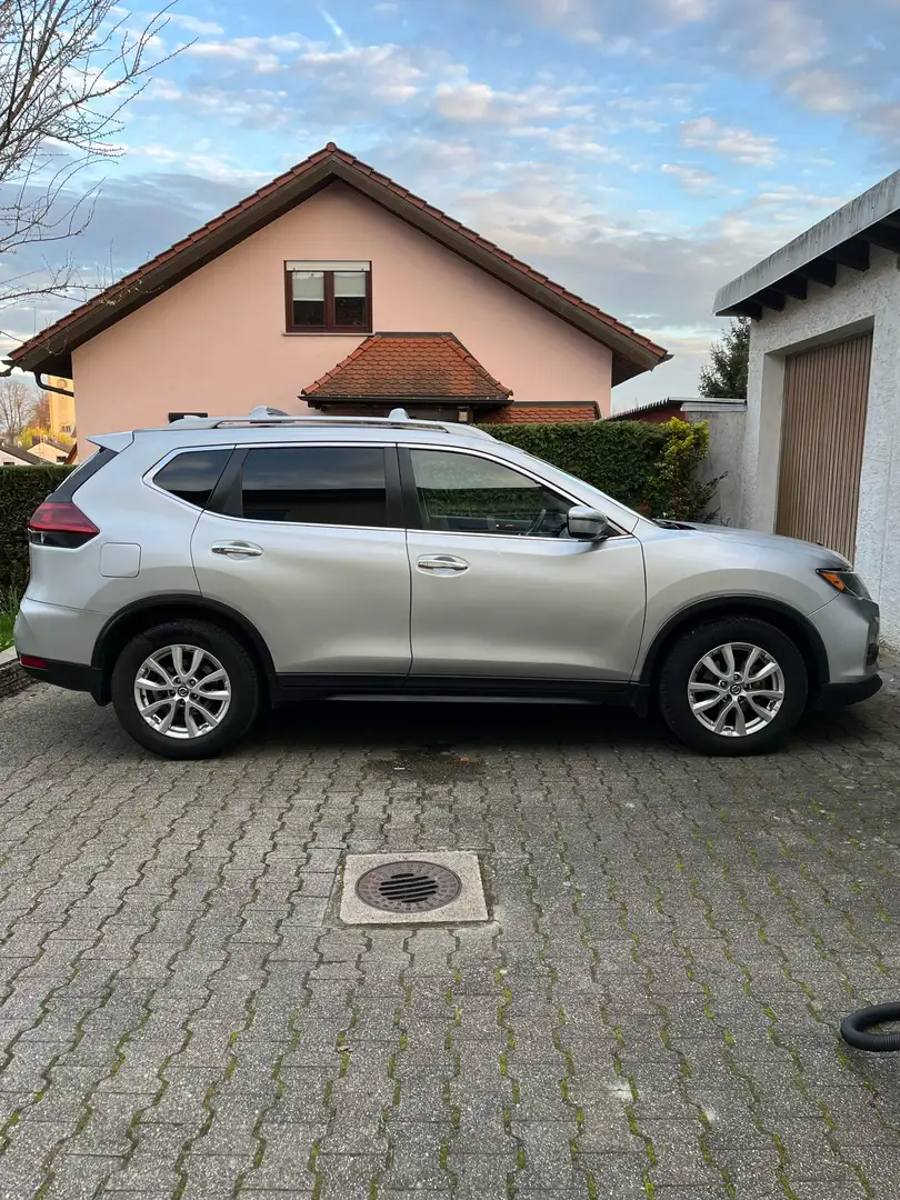 Nissan Rogue special edition Argintiu - 2