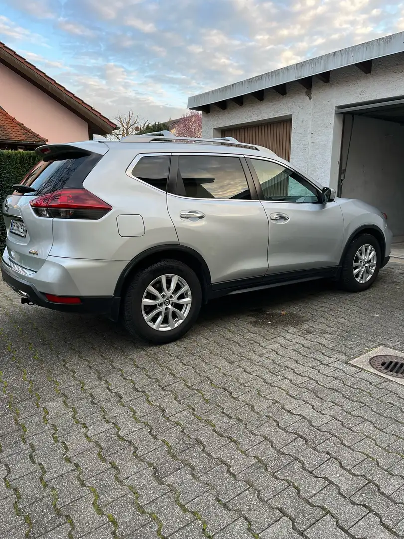 Nissan Rogue special edition Argintiu - 1