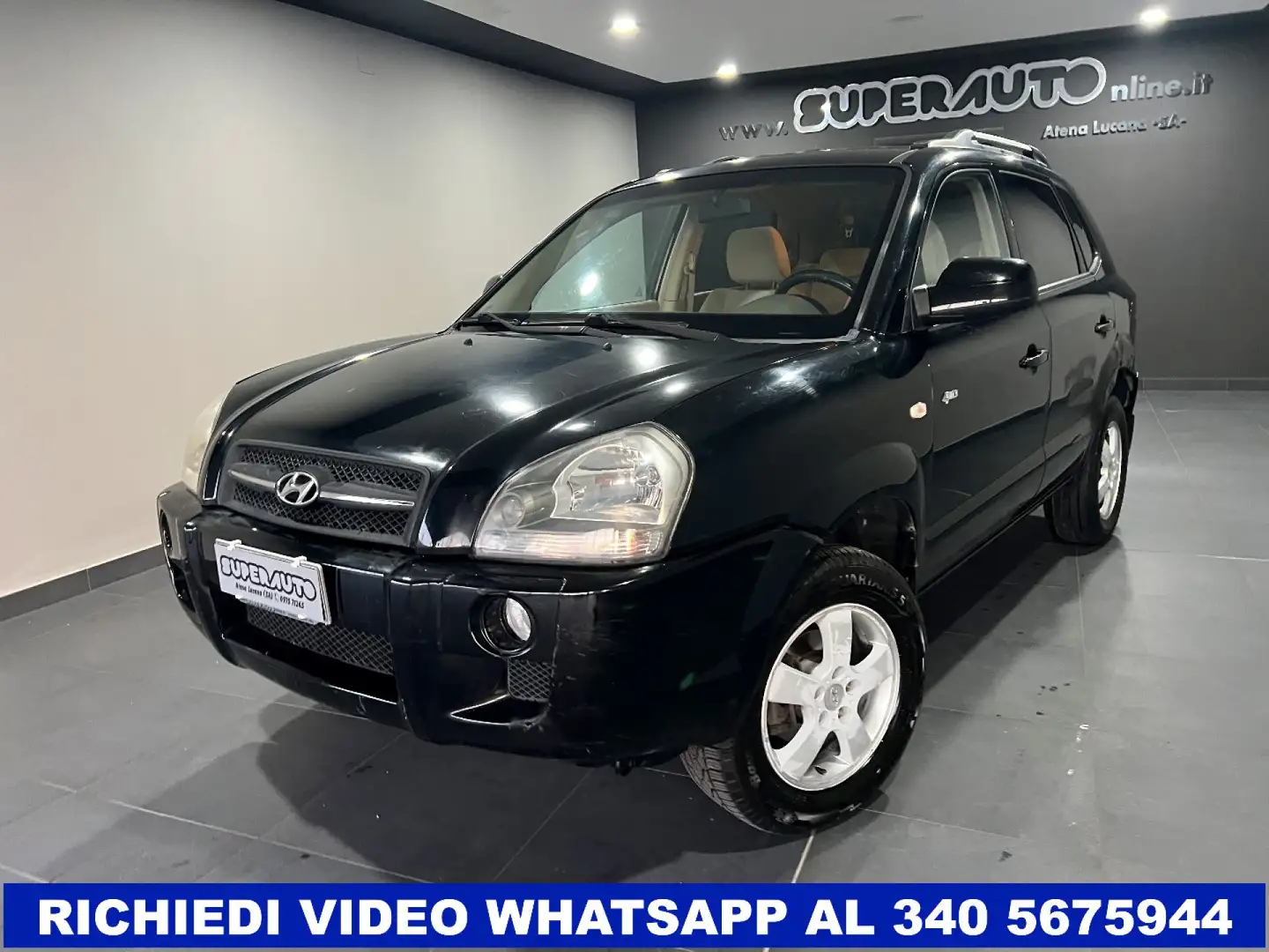 Hyundai TUCSON 2.0 CRDi VGT Dynamic 4X4 Negro - 2