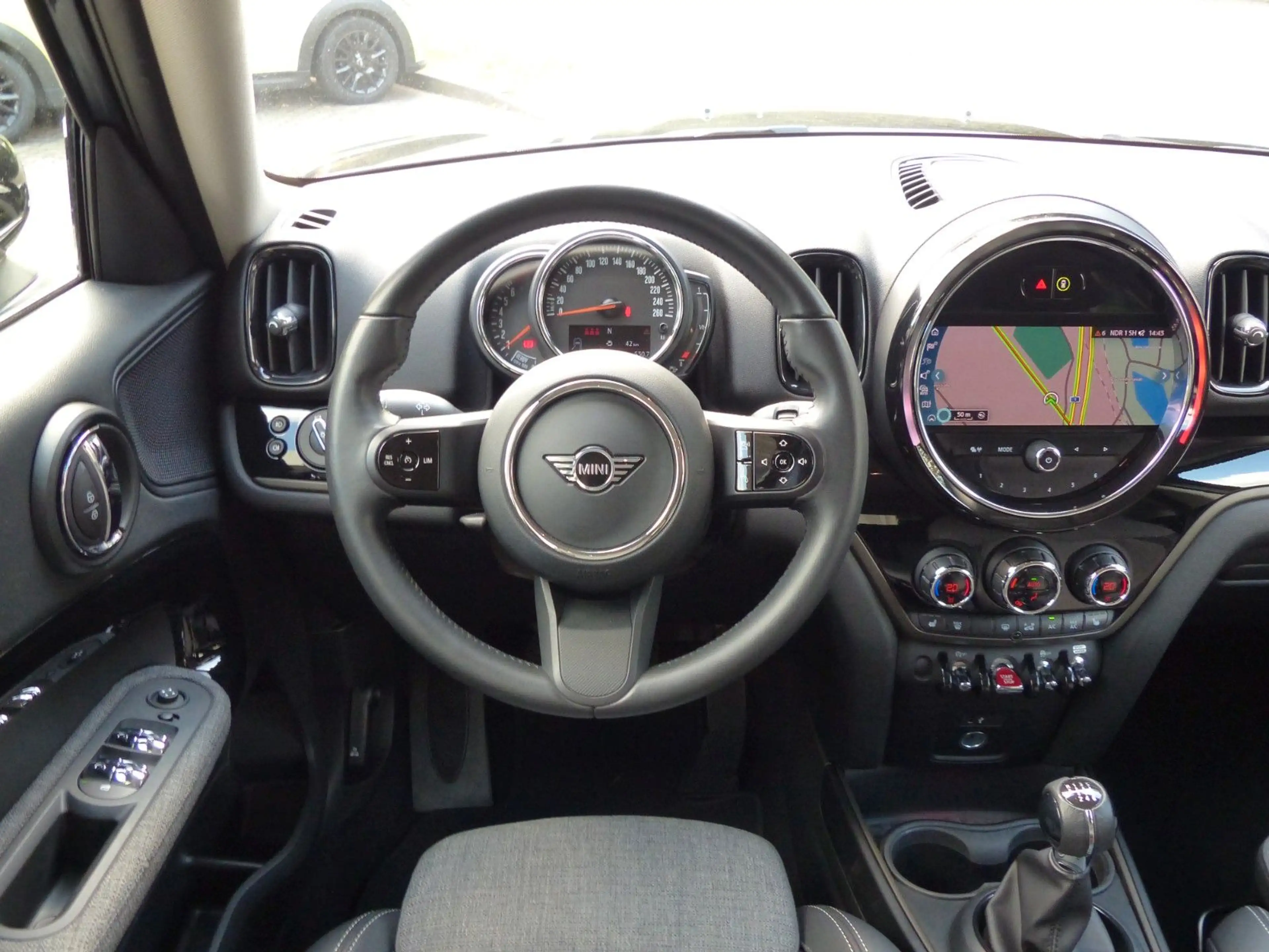 MINI Cooper Countryman Cooper Classic Trim — photo 15