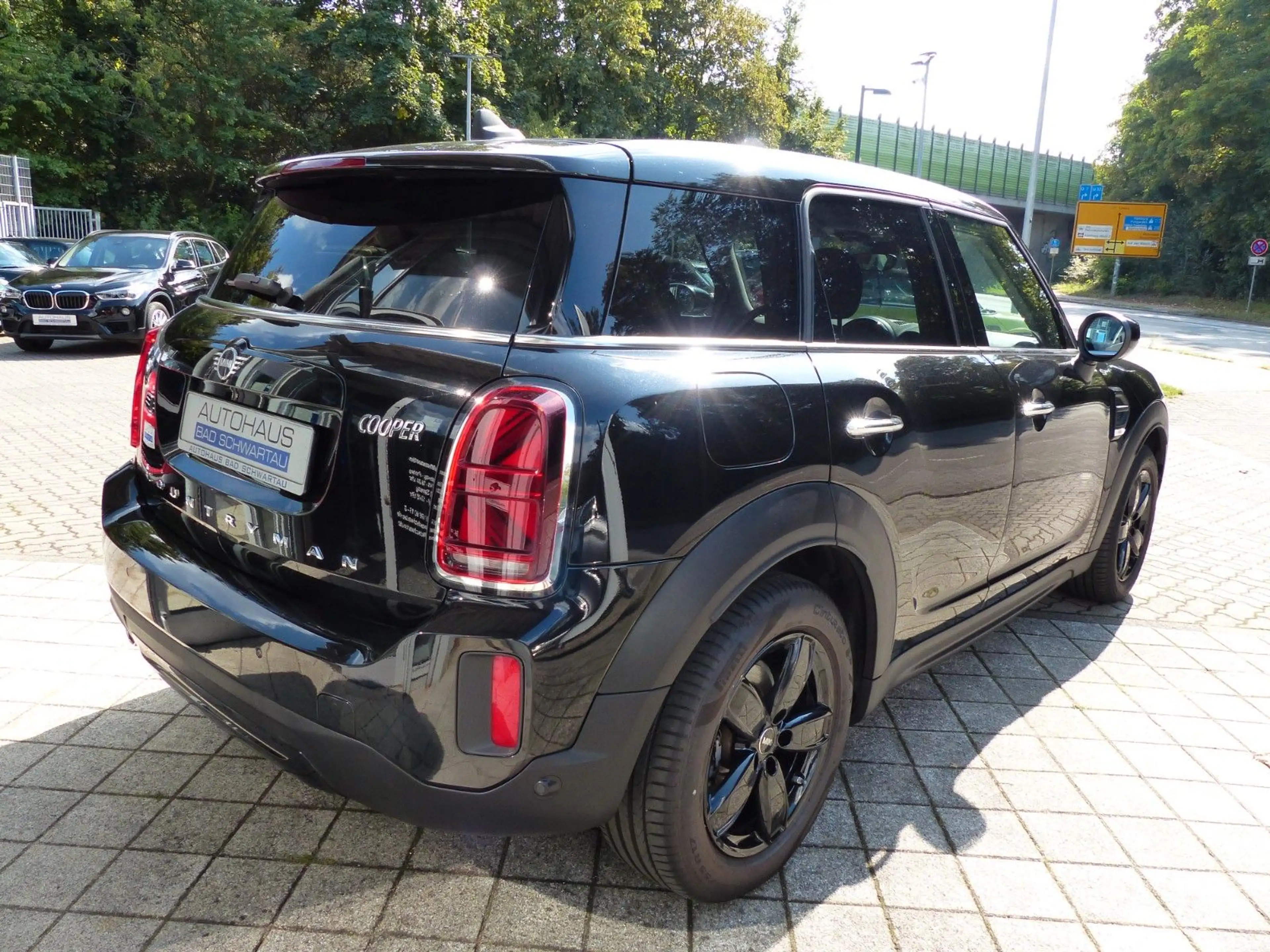 MINI Cooper Countryman Cooper Classic Trim — photo 10