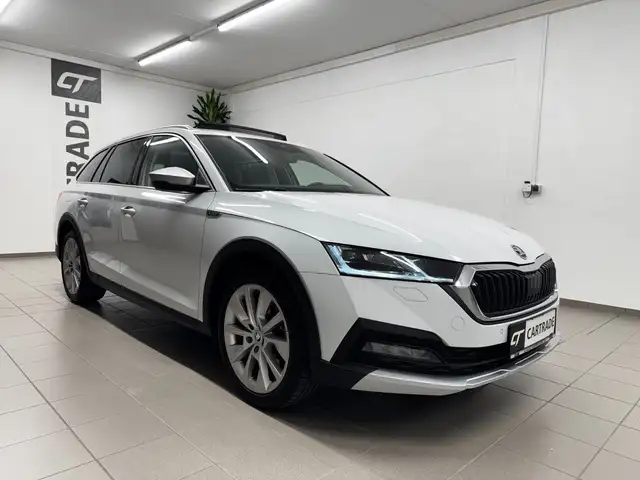 Skoda Octavia view 5