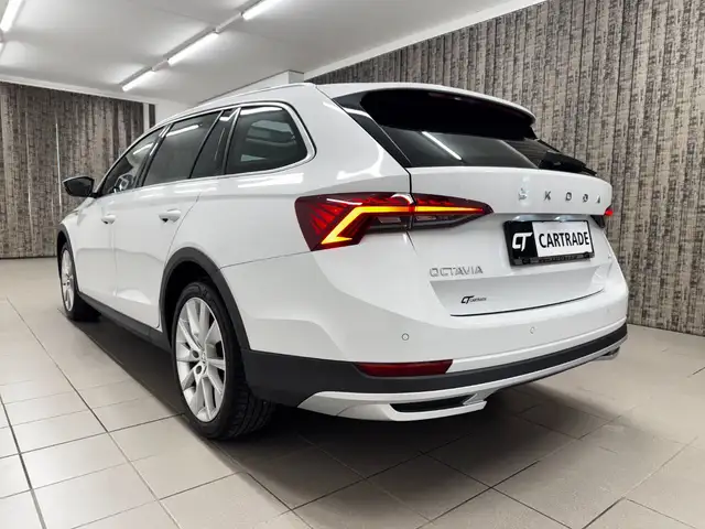 Skoda Octavia view 6