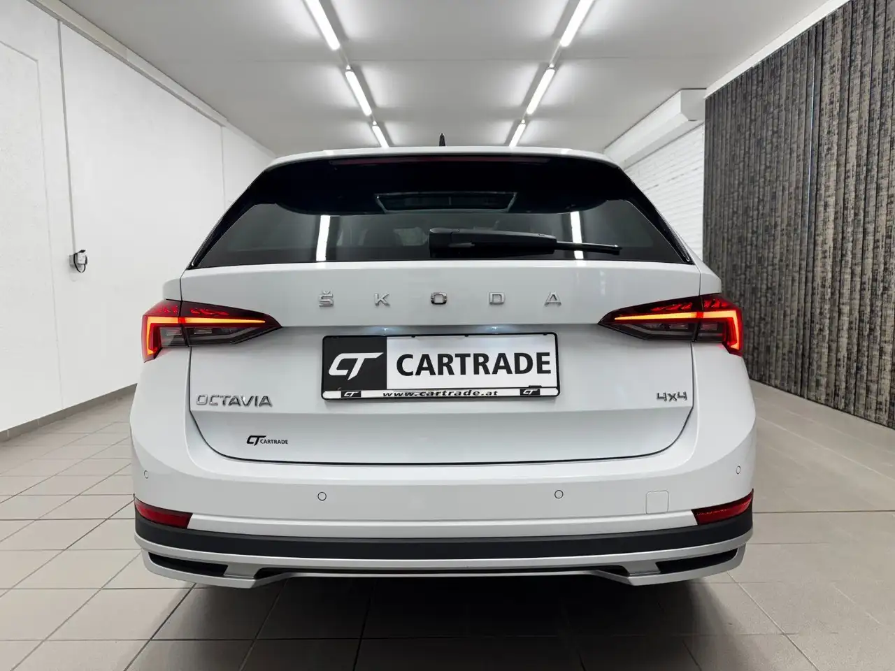 Skoda Octavia 2.0 TDI DPF Scout 4x4, миниатюра 9