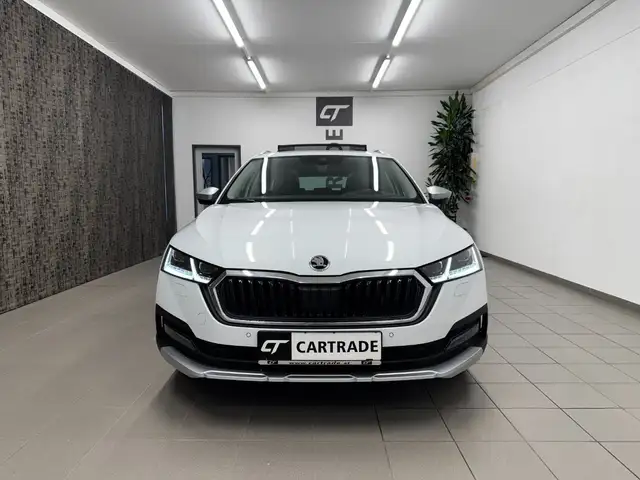 Skoda Octavia view 3