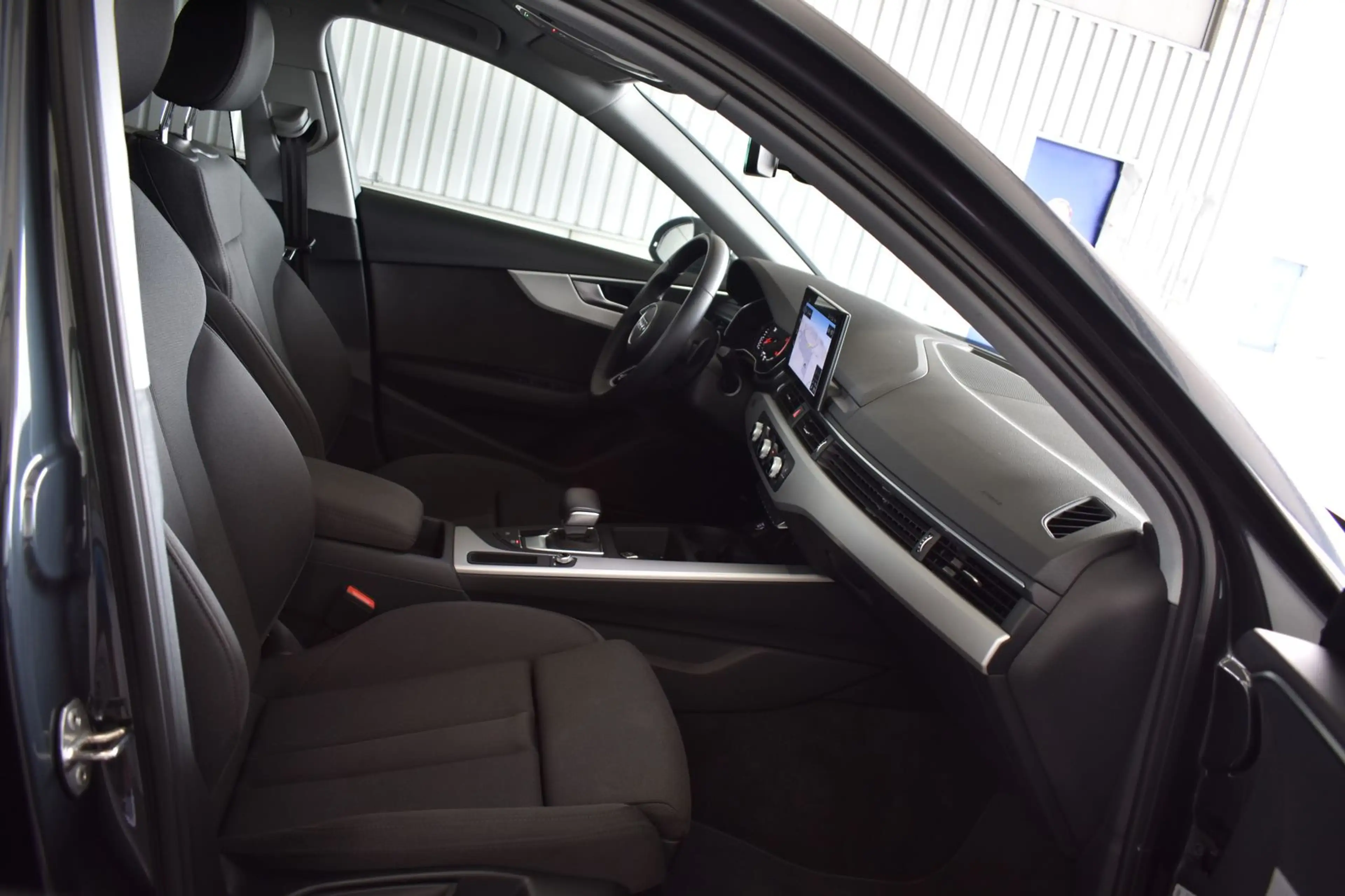 Audi A4 35 TDI*Limousine*S-Tronic*LED*Navi*SHZ — photo 11