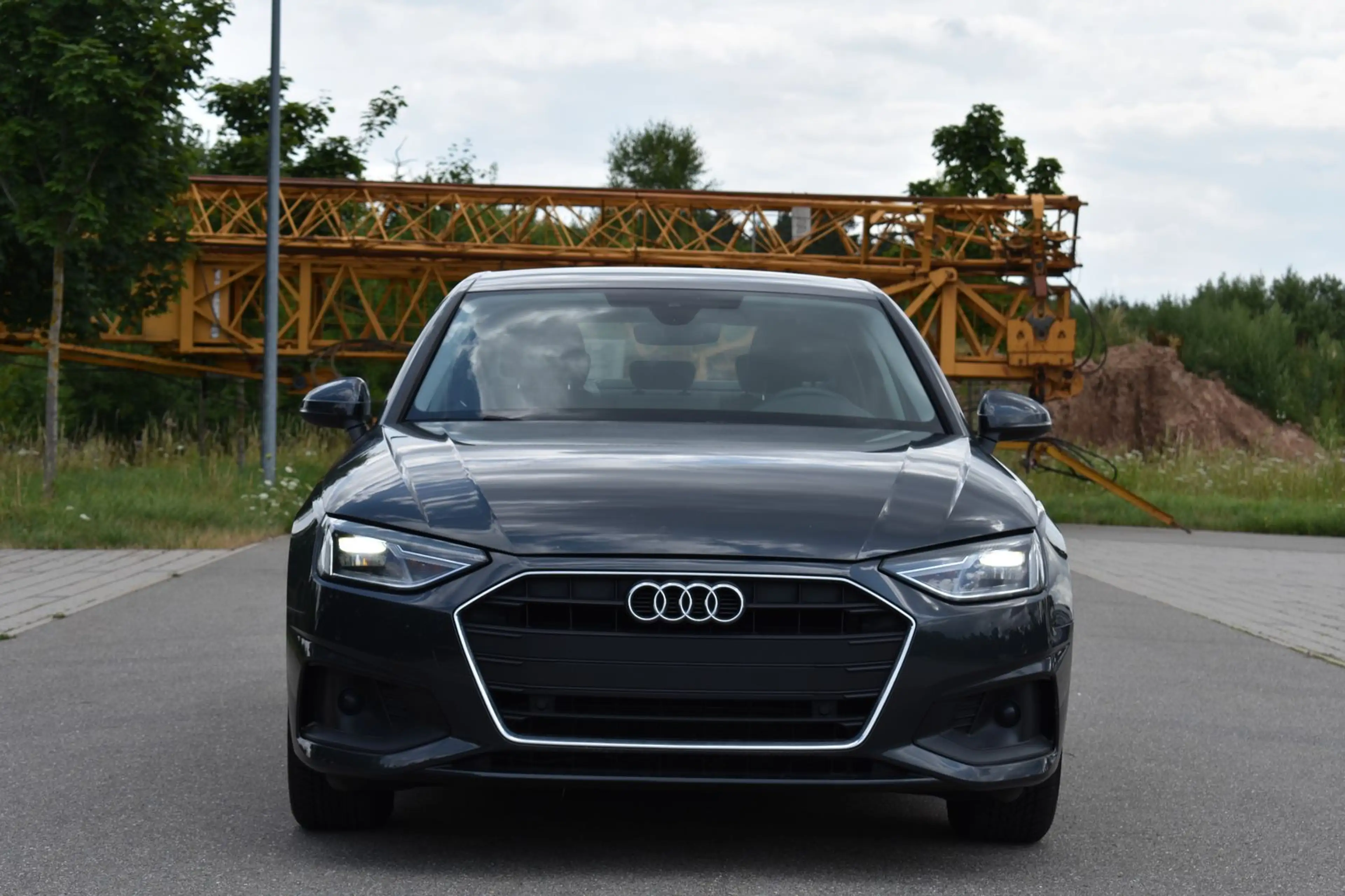 Audi A4 35 TDI*Limousine*S-Tronic*LED*Navi*SHZ — photo 4