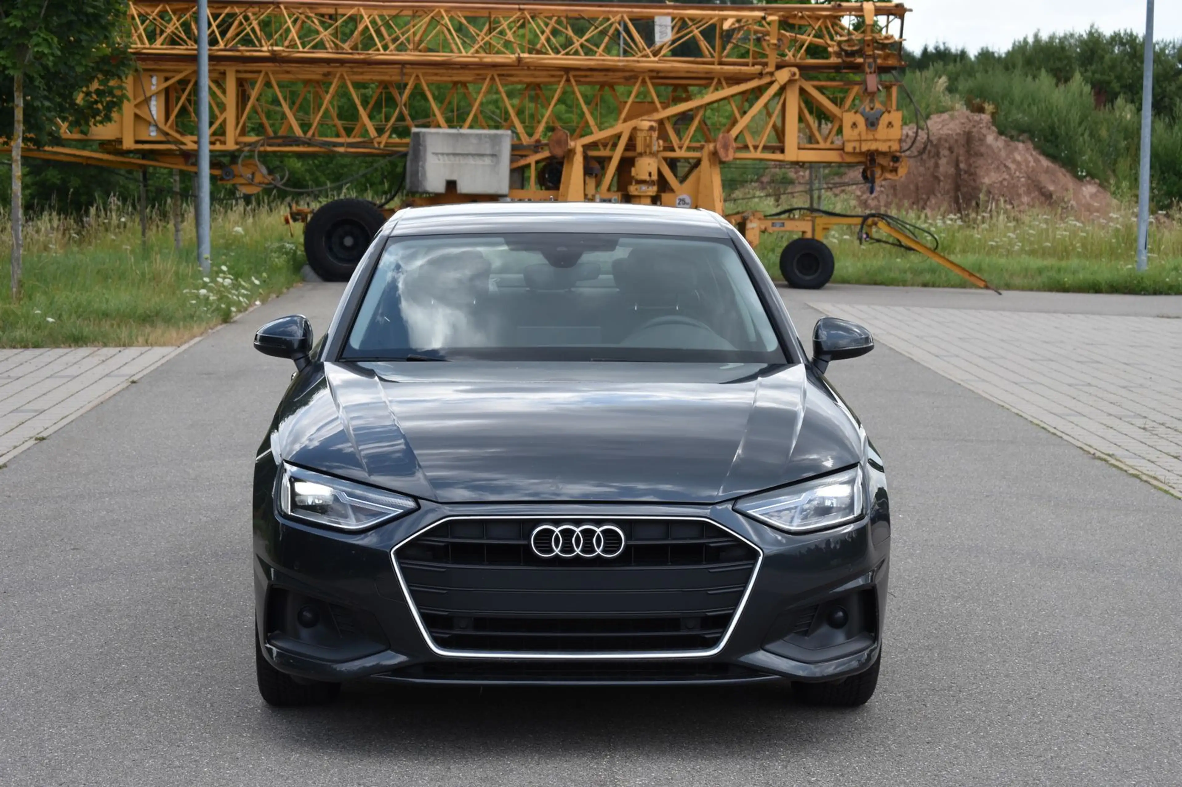 Audi A4 35 TDI*Limousine*S-Tronic*LED*Navi*SHZ — photo 3