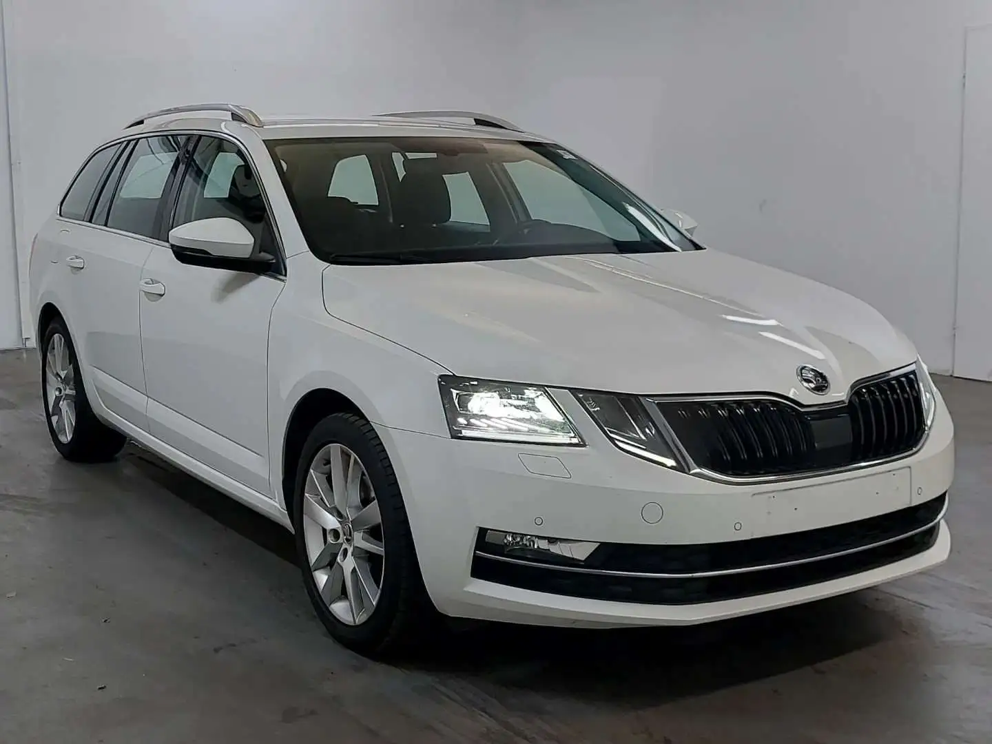 Skoda Octavia Style Weiß - 2