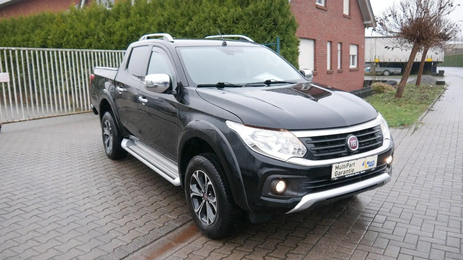 Fiat Fullback 4x4 2.4 MultiJet, Double Cab Negro - 1