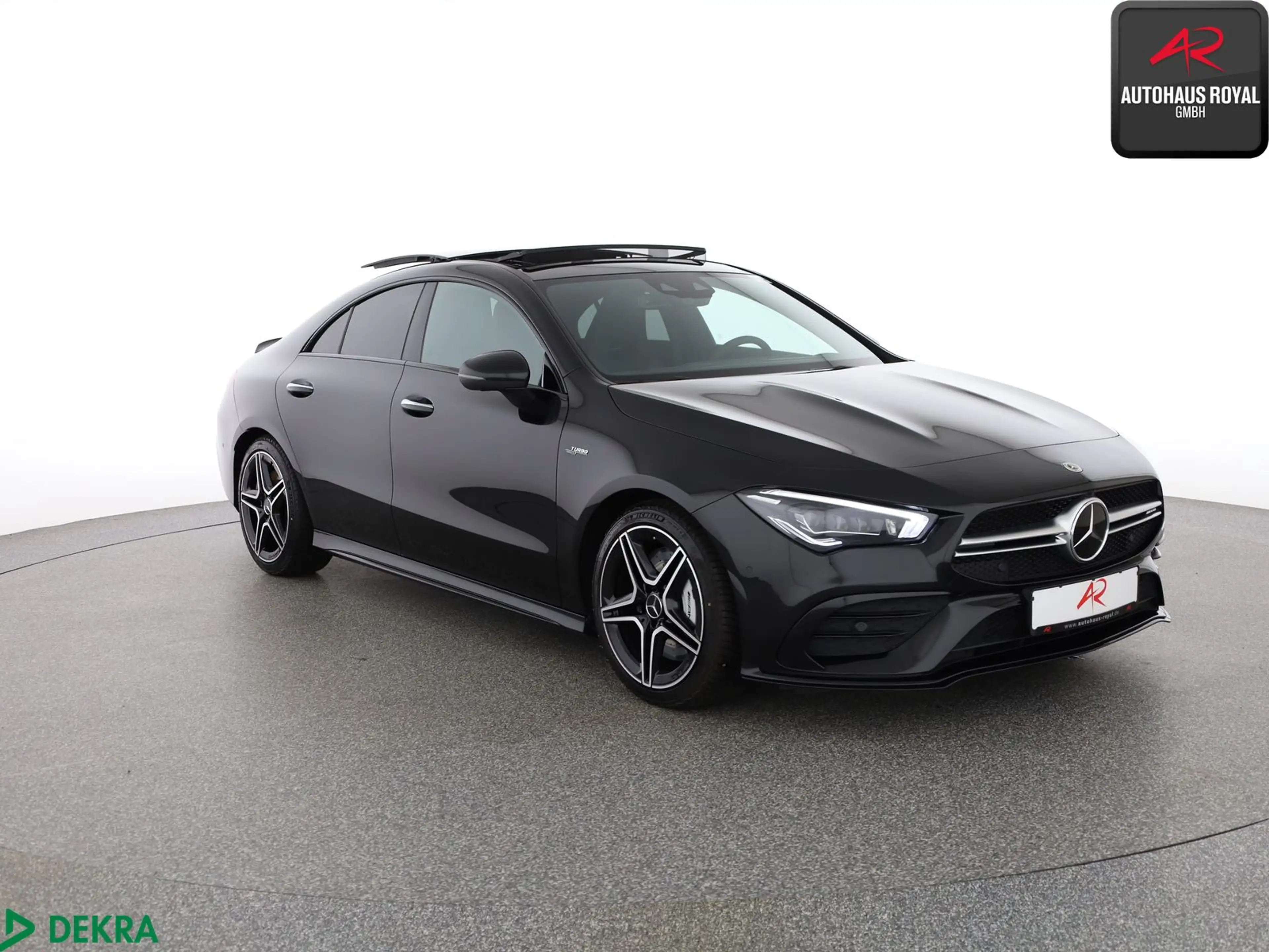 Mercedes-Benz CLA 35 AMG CLA 35 AMG Digitales Instrumenten-Display — photo 7