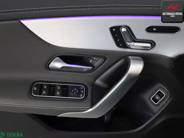 Mercedes-Benz CLA view 14