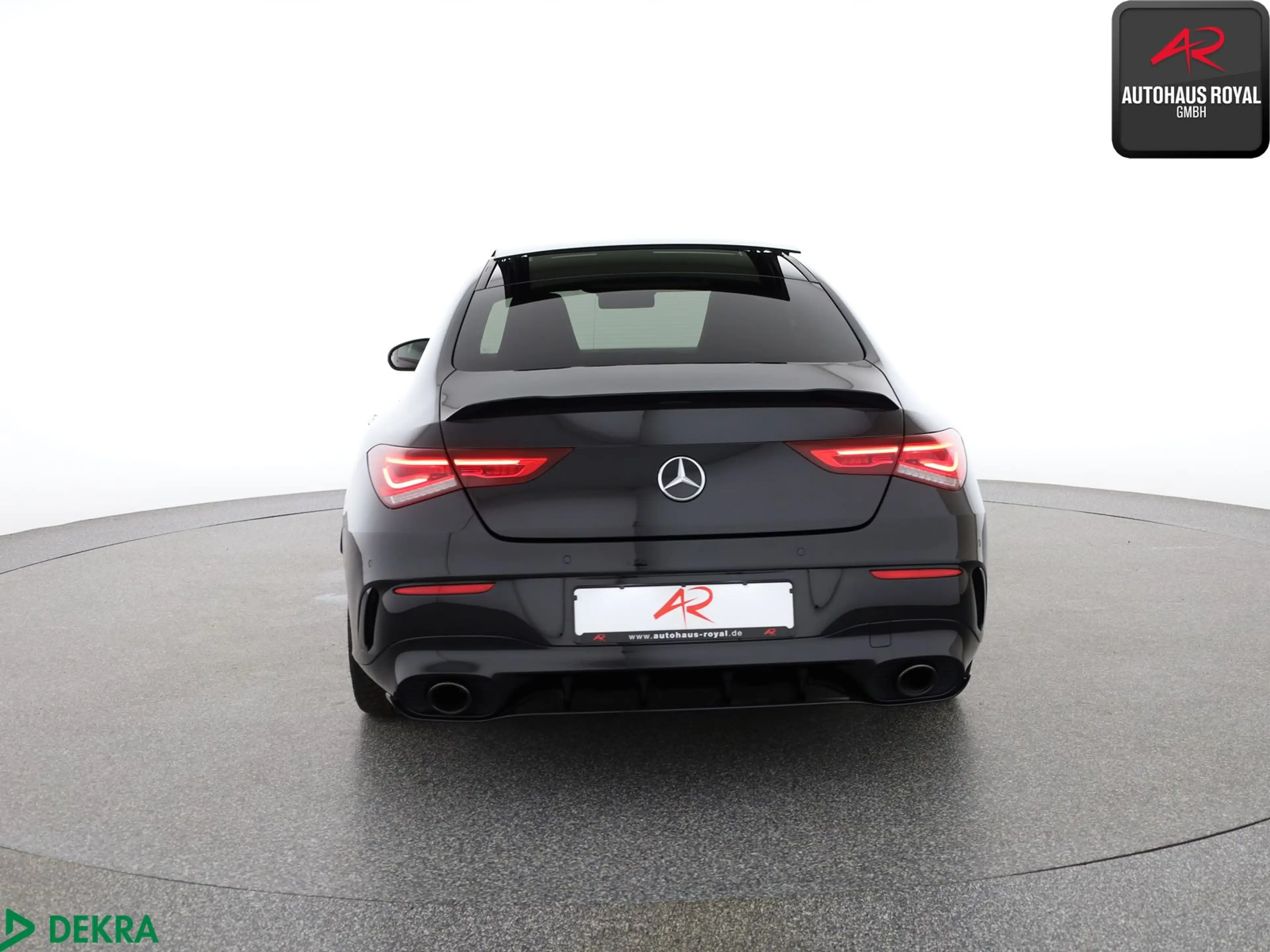 Mercedes-Benz CLA 35 AMG CLA 35 AMG Digitales Instrumenten-Display — photo 4