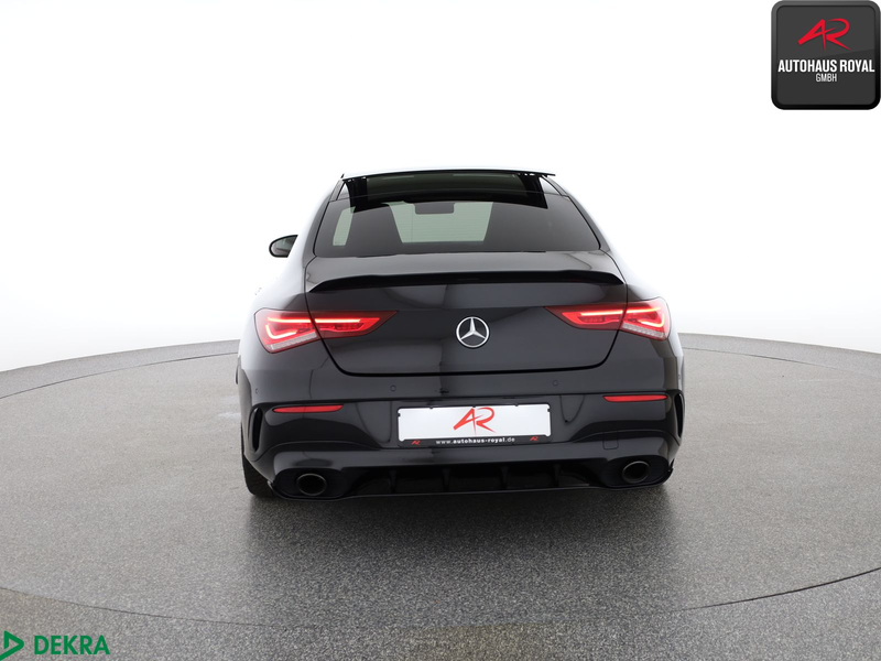 Mercedes-Benz CLA 35 AMG CLA 35 AMG Digitales Instrumenten-Display — photo 4
