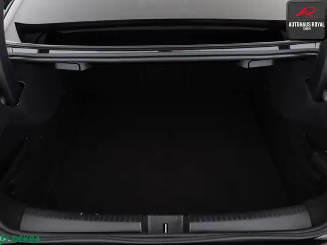 Mercedes-Benz CLA view 13