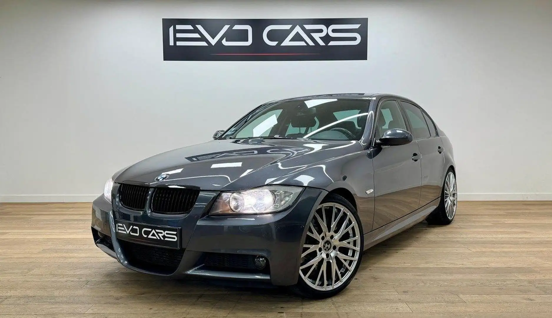 BMW 335 E90 335i 3.0 306 ch / Française / Sellerie Alcanta Gris - 1