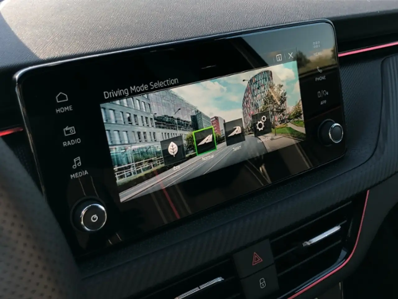 Skoda Kamiq Monte Carlo 1.5 TSI DSG Matrix SmartLink, миниатюра 17