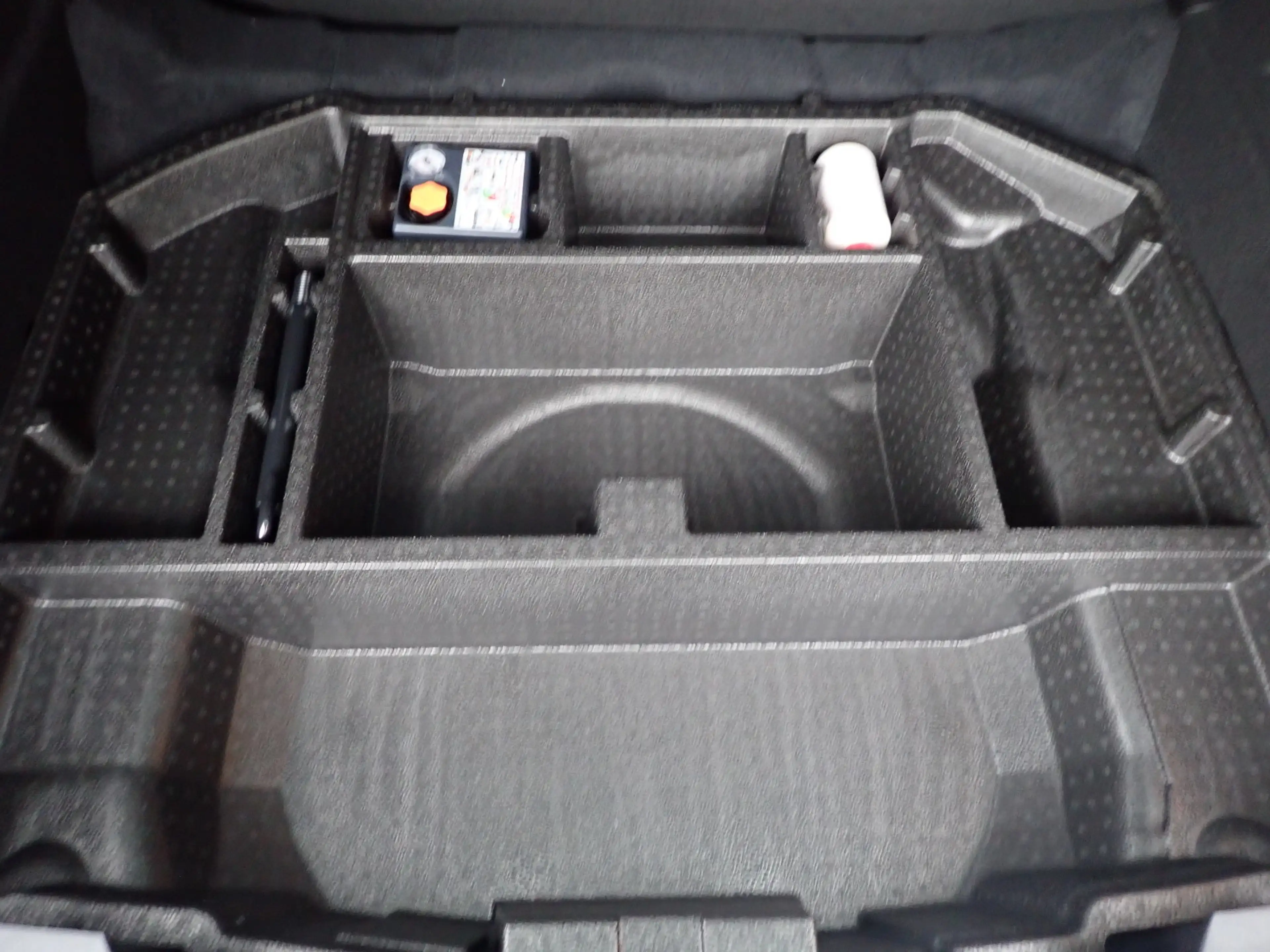 Renault Espace 6 Esprit Alpine Full Hybrid E-Tech 200 5-Sitzer — photo 7
