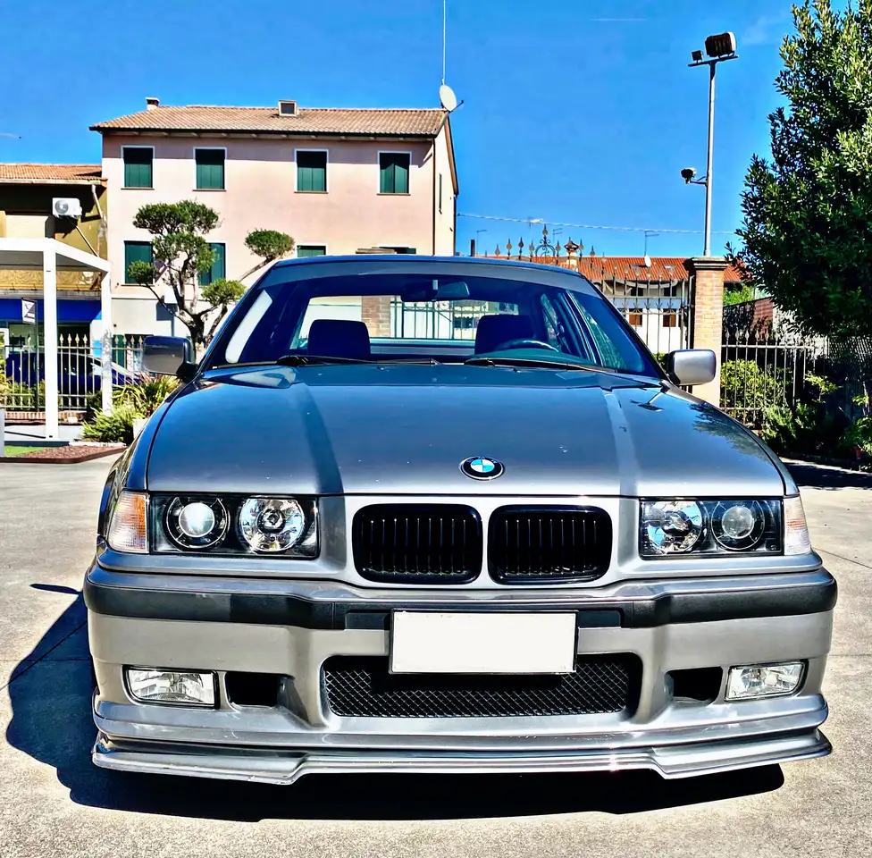 BMW 320i c/abs cat., foto 2
