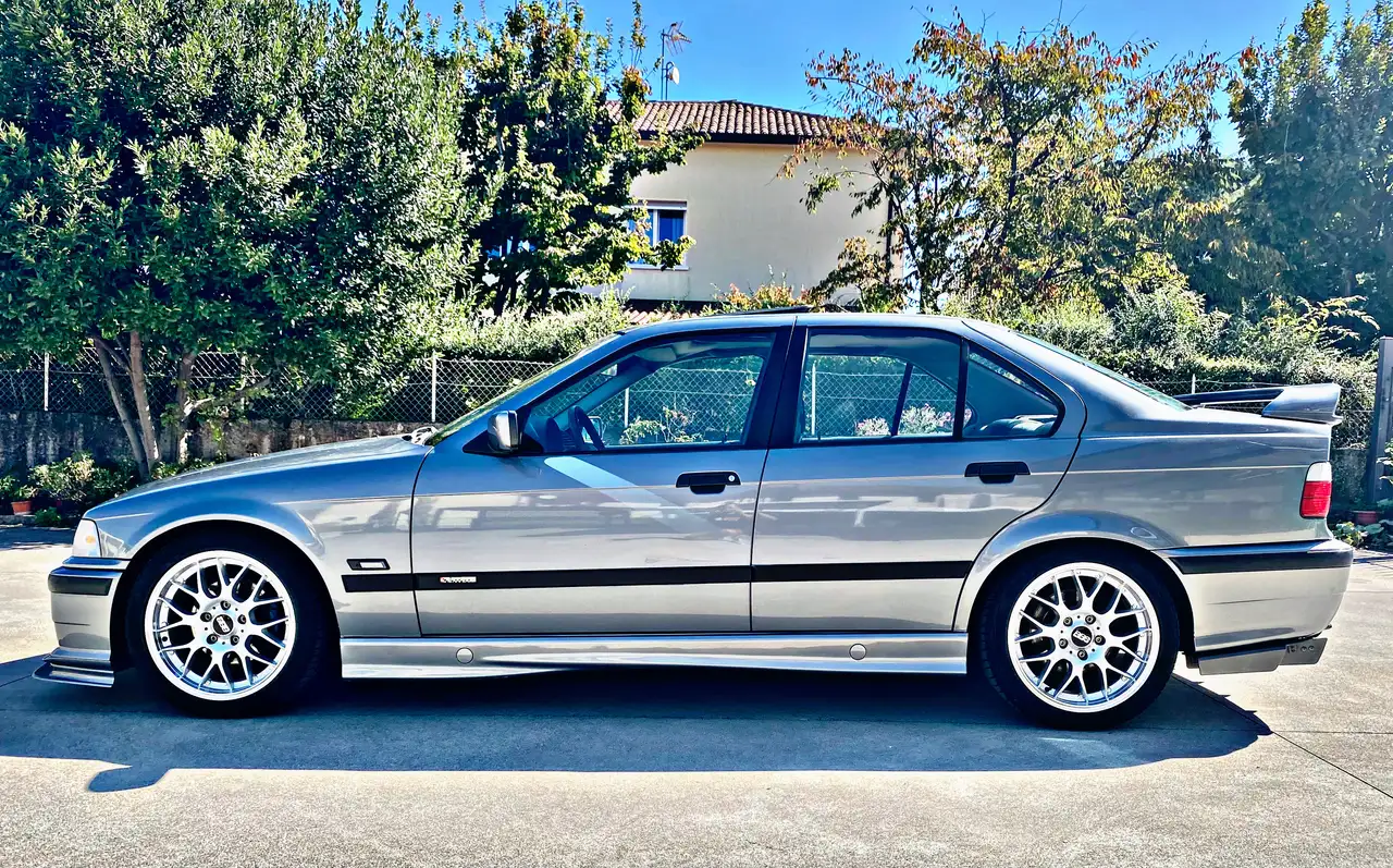BMW 320i c/abs cat., foto 4