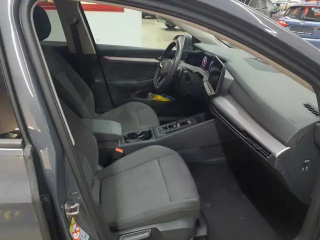 Volkswagen Golf view 8