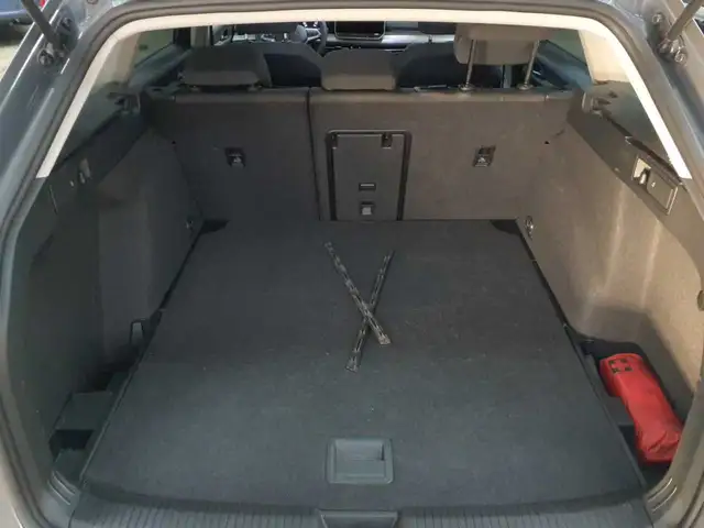 Volkswagen Golf view 15