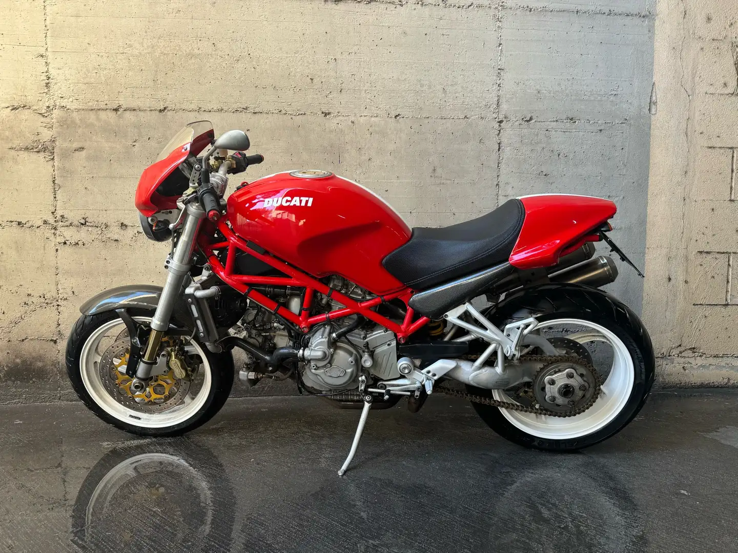 Ducati Monster S4R Czerwony - 2