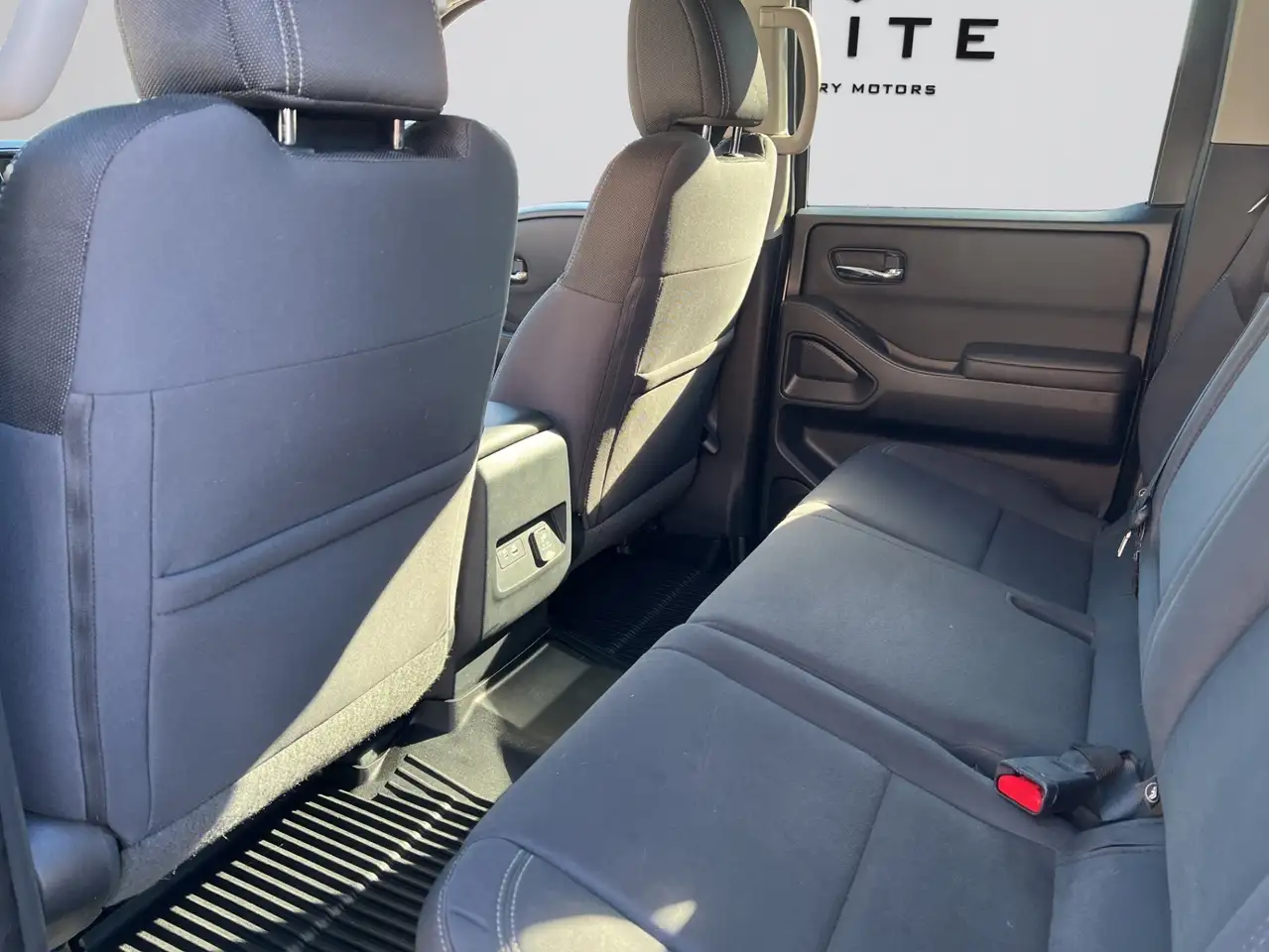 Nissan Frontier снимка Nissan Frontier