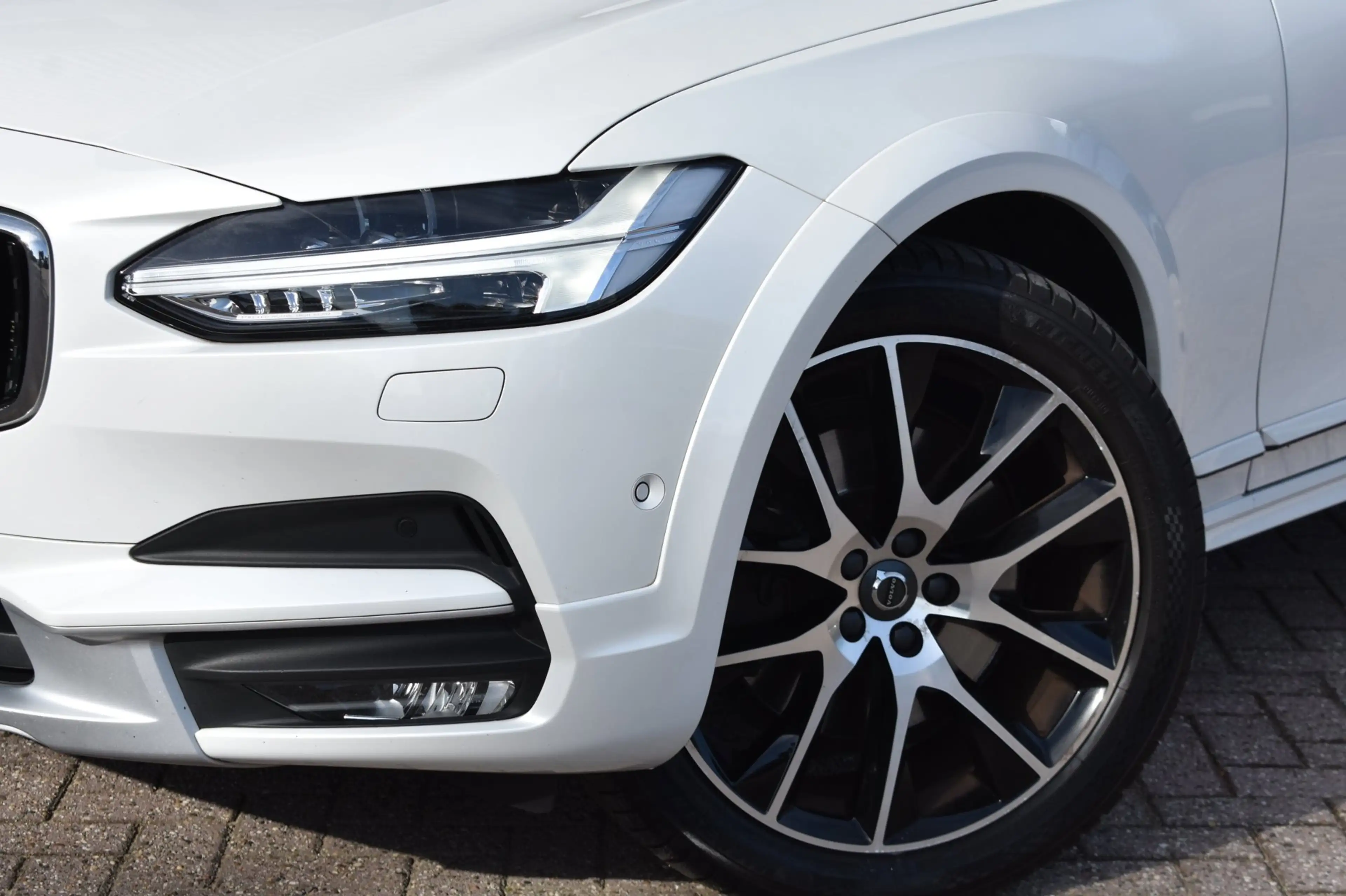 Volvo V90 Cross Country 2.0 T5 Pro '17 LED Pano Leder Clima Navi Cruise In — photo 7