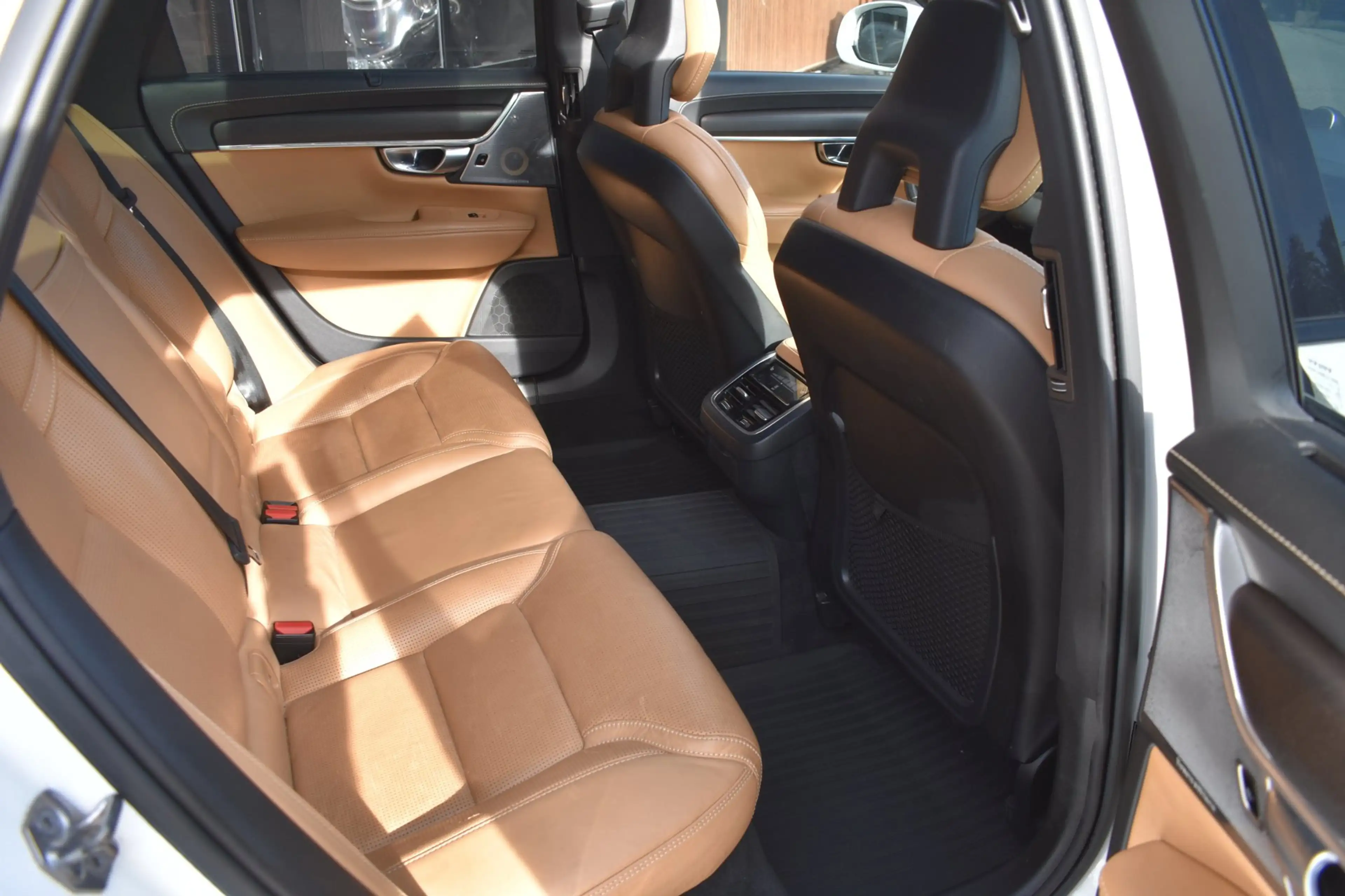 Volvo V90 Cross Country 2.0 T5 Pro '17 LED Pano Leder Clima Navi Cruise In — photo 5