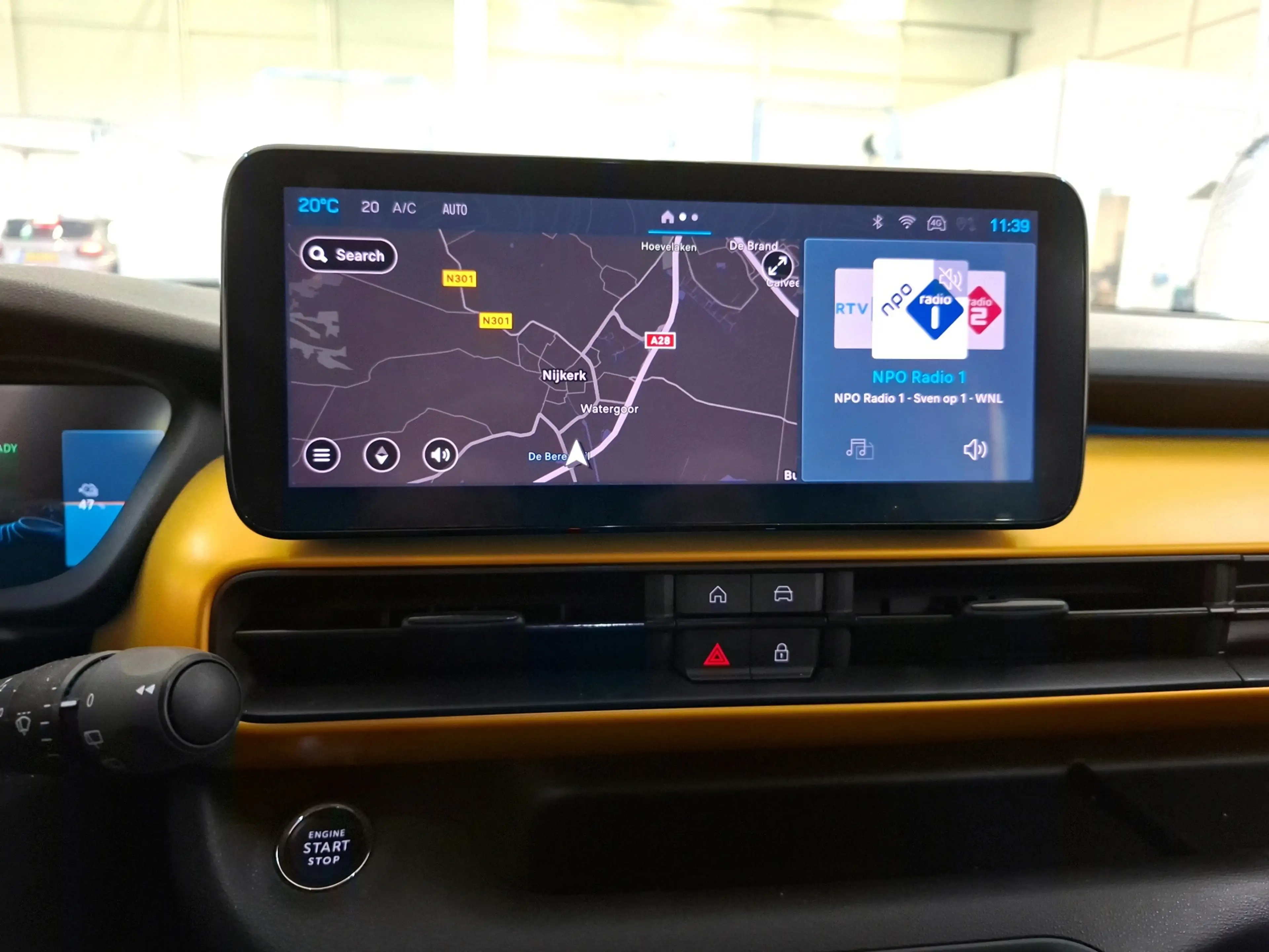 Jeep Avenger 54 kWh 155pk 1st Edition | SOH 96% | CarPlay | Sto — photo 11