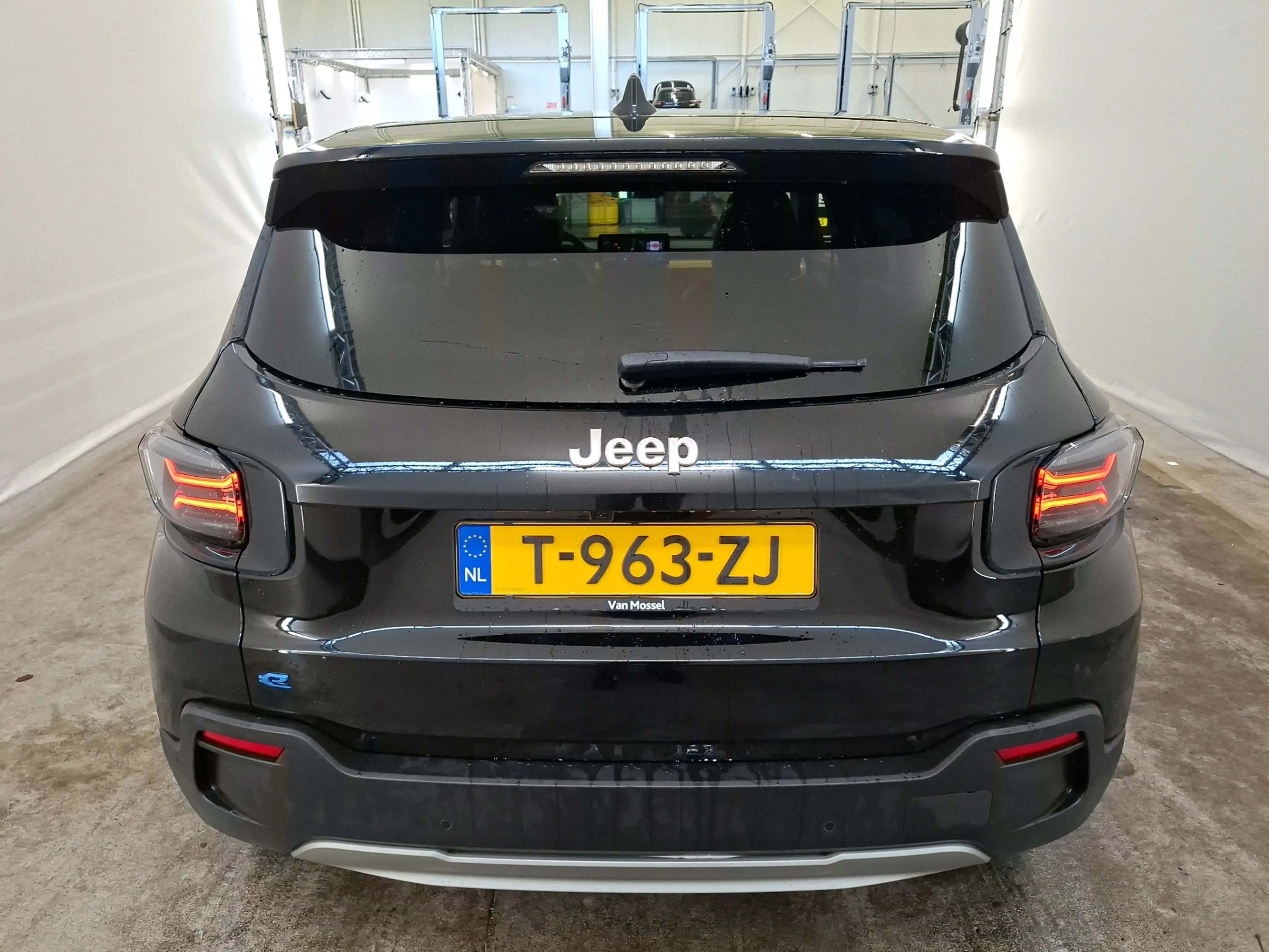 Jeep Avenger 54 kWh 155pk 1st Edition | SOH 96% | CarPlay | Sto — photo 20