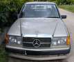 Mercedes-Benz E 260 Gold - thumbnail 2