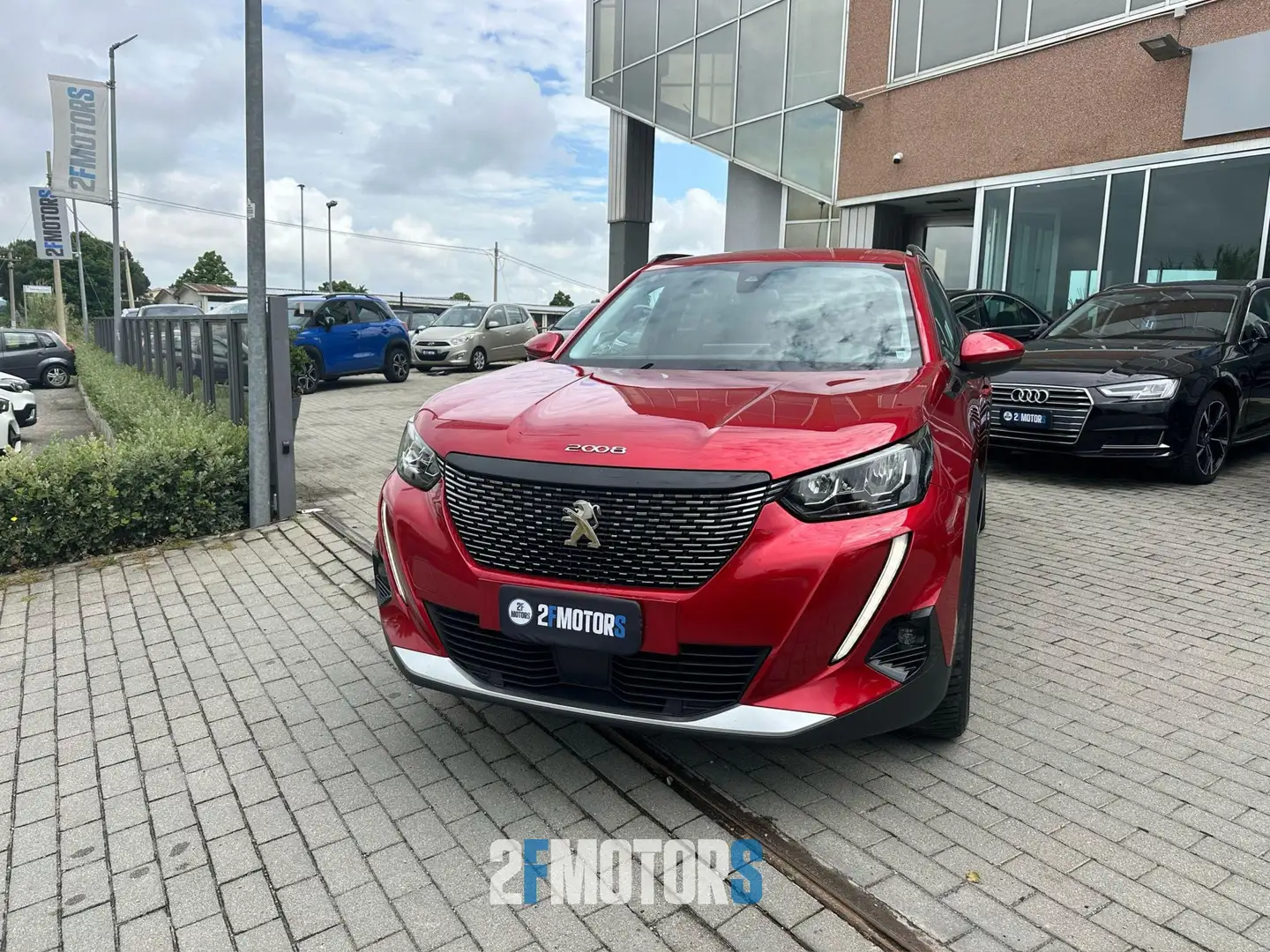 Peugeot 2008 1.5 bluehdi Active Pack Rosso - 2