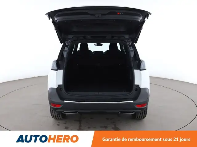 Peugeot 5008 view 16