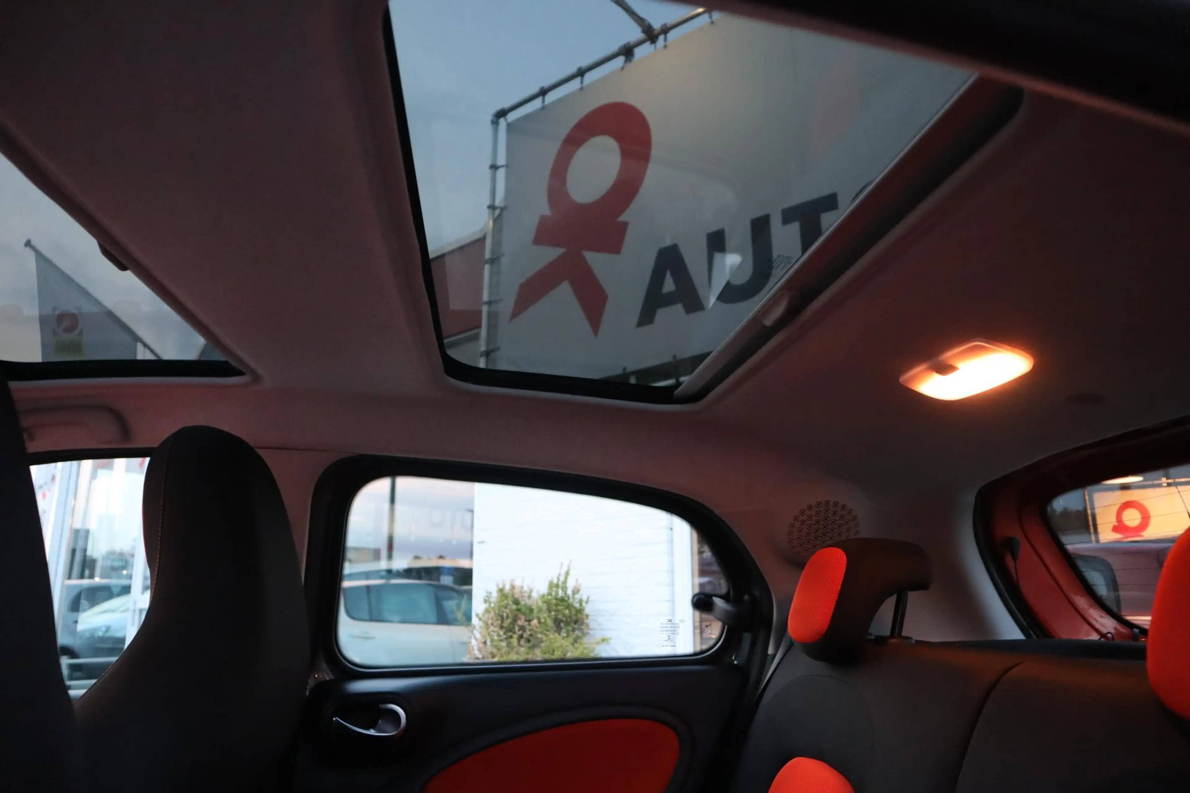 smart forFour 1.0 Passion FIRST EDITION|2X PANO|CARPLAY|NAVI|CRU — photo 15