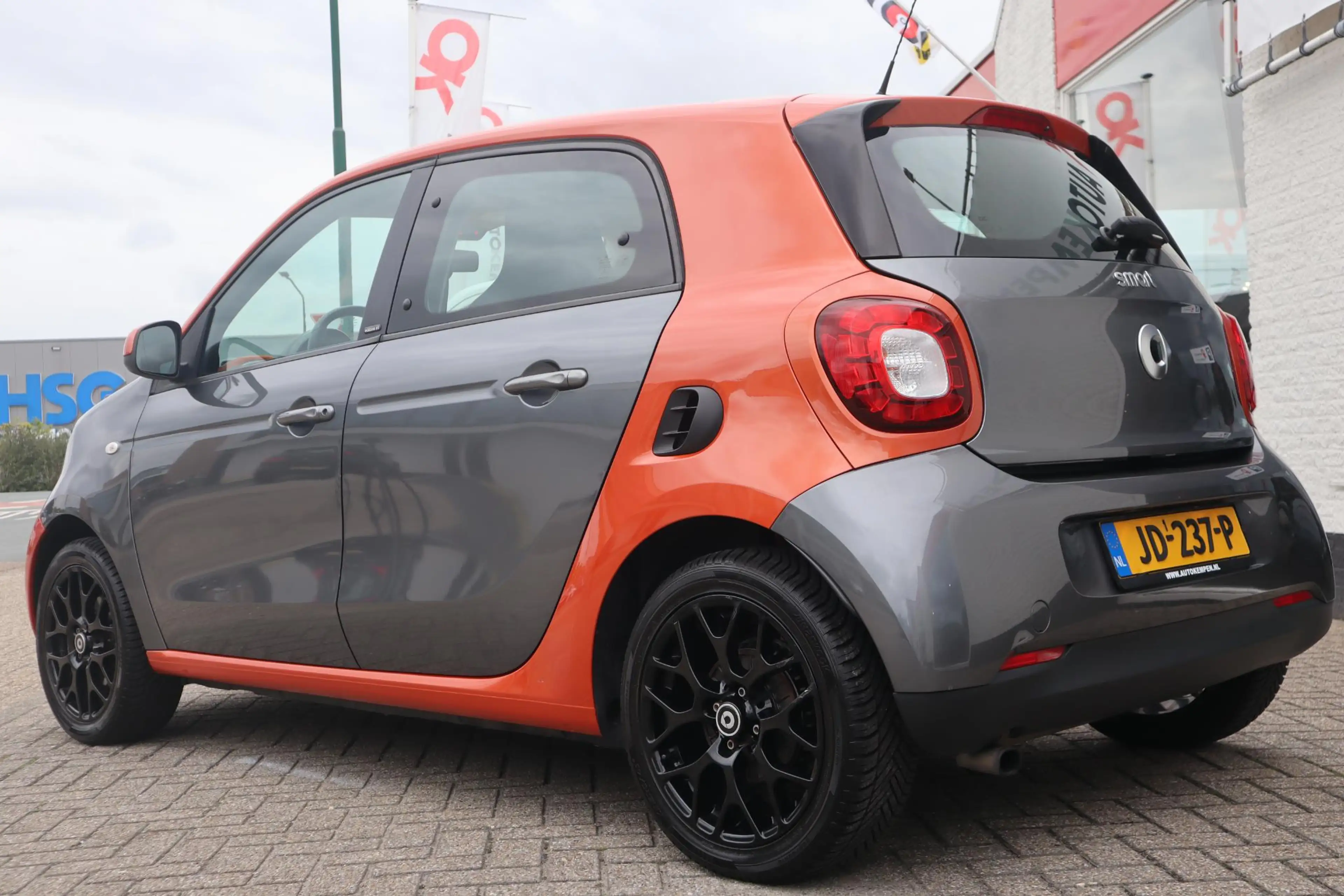 smart forFour 1.0 Passion FIRST EDITION|2X PANO|CARPLAY|NAVI|CRU — photo 2