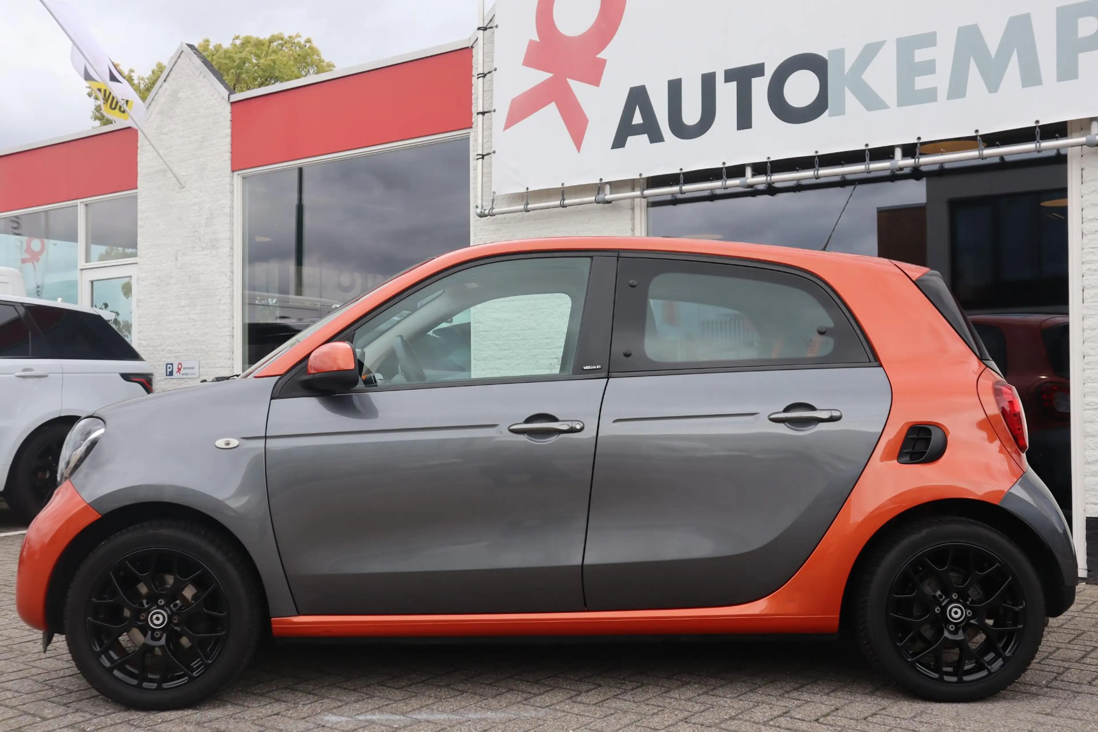 smart forFour 1.0 Passion FIRST EDITION|2X PANO|CARPLAY|NAVI|CRU — photo 3