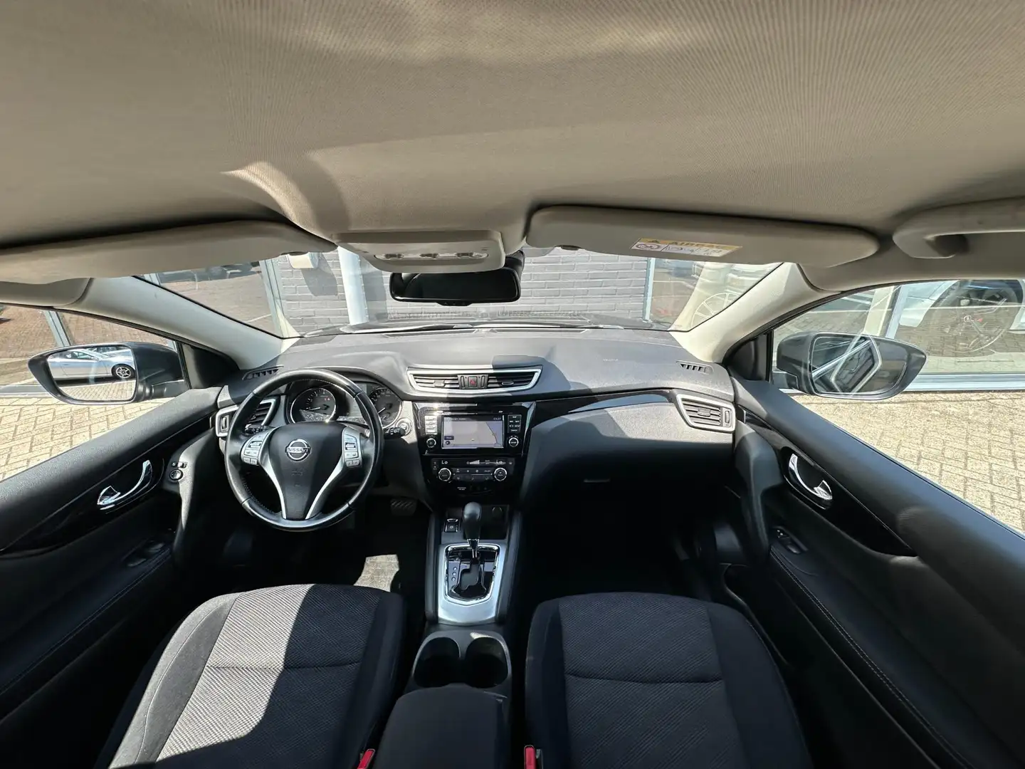 Nissan Qashqai 1.2 N-Vision/NAVI/CAMERA/AUTOMAAT/NETTE STAAT!! Nero - 2