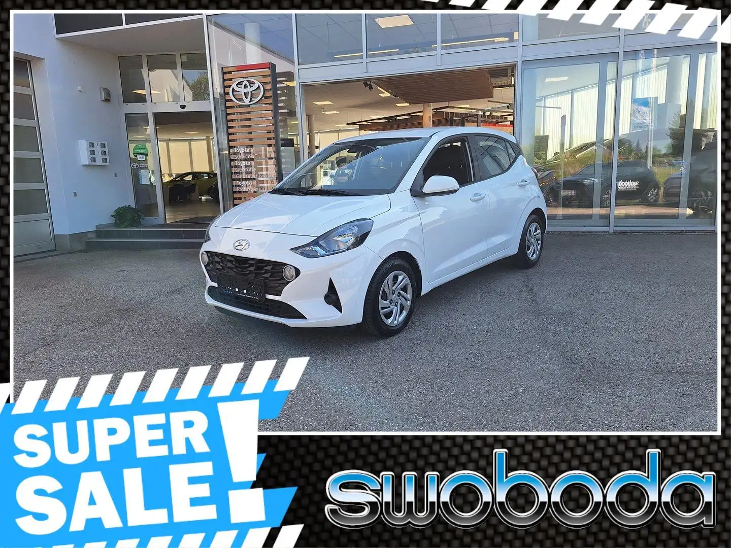 Hyundai i10 1,0 chic Weiß - 1