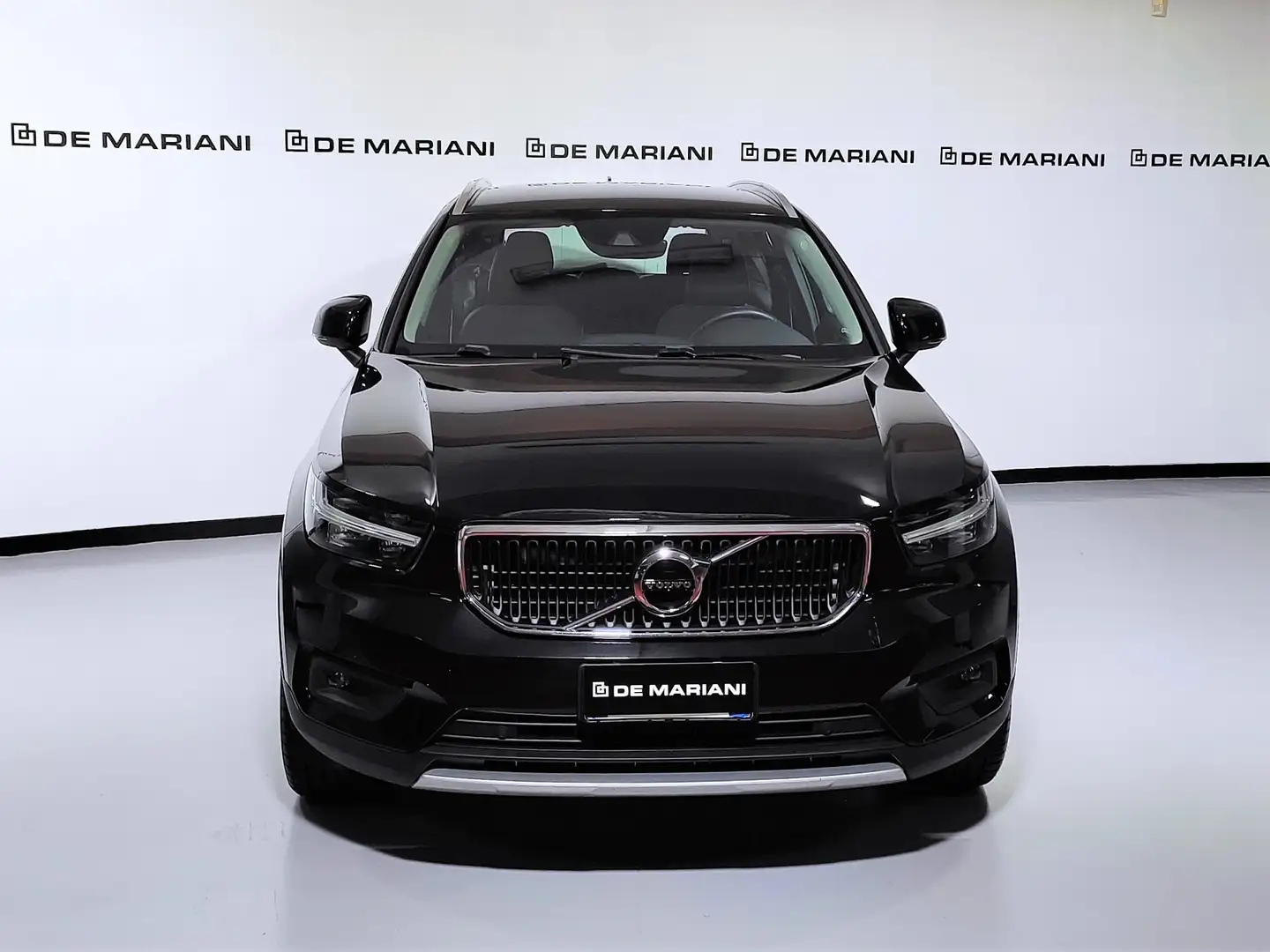 Volvo XC40 2.0 d3 150 Cv Momentum S&S  (Sede di Taranto) Negro - 2