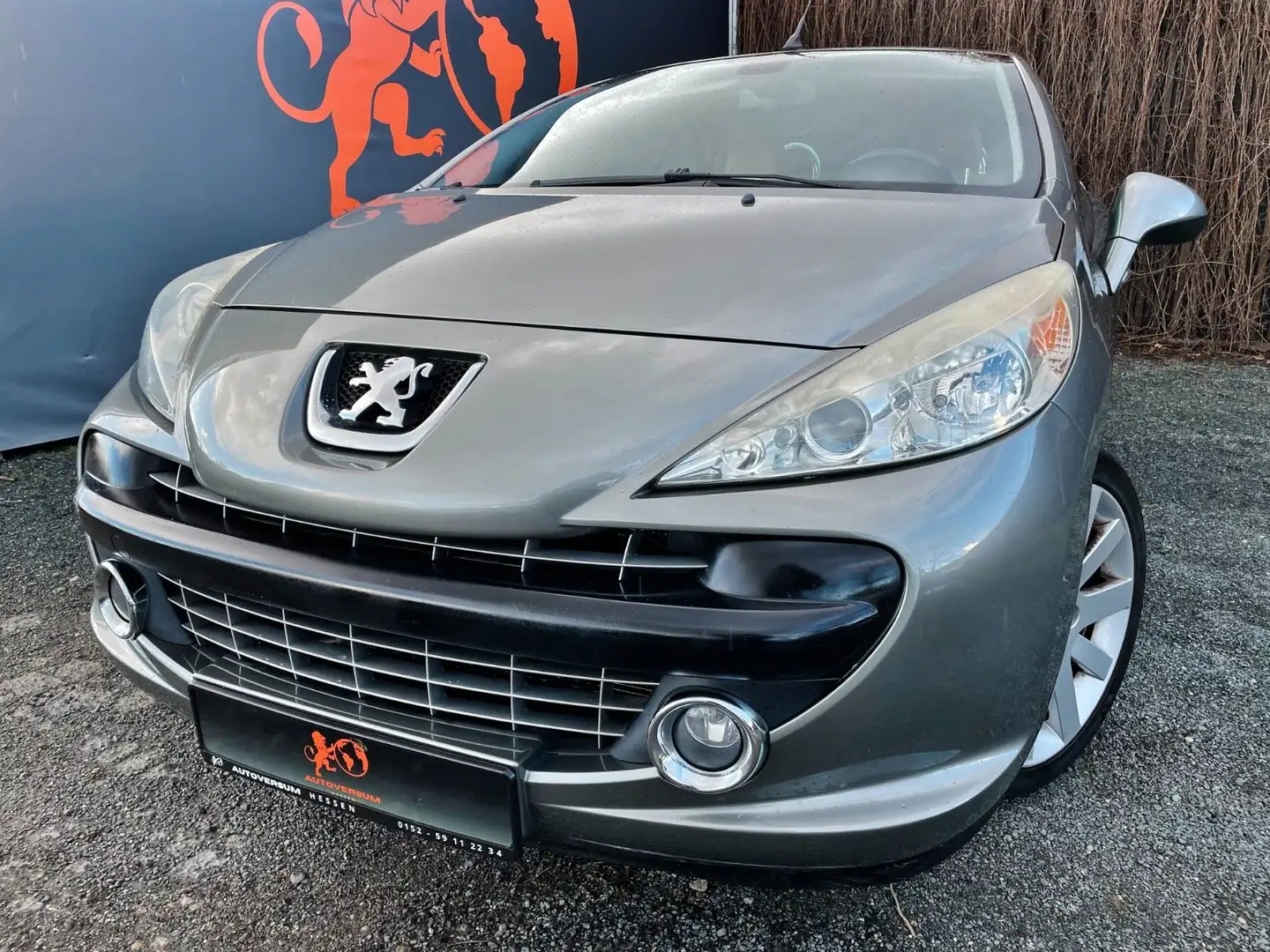Peugeot 207 CC #TÜV#CABRIO#SHZ#LEDER#8.FACH-BER#ISOFIX Gris - 1